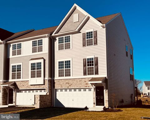 Townhouse For Sale - 195 Case Road<br/> TOWNSEND, DE 19734