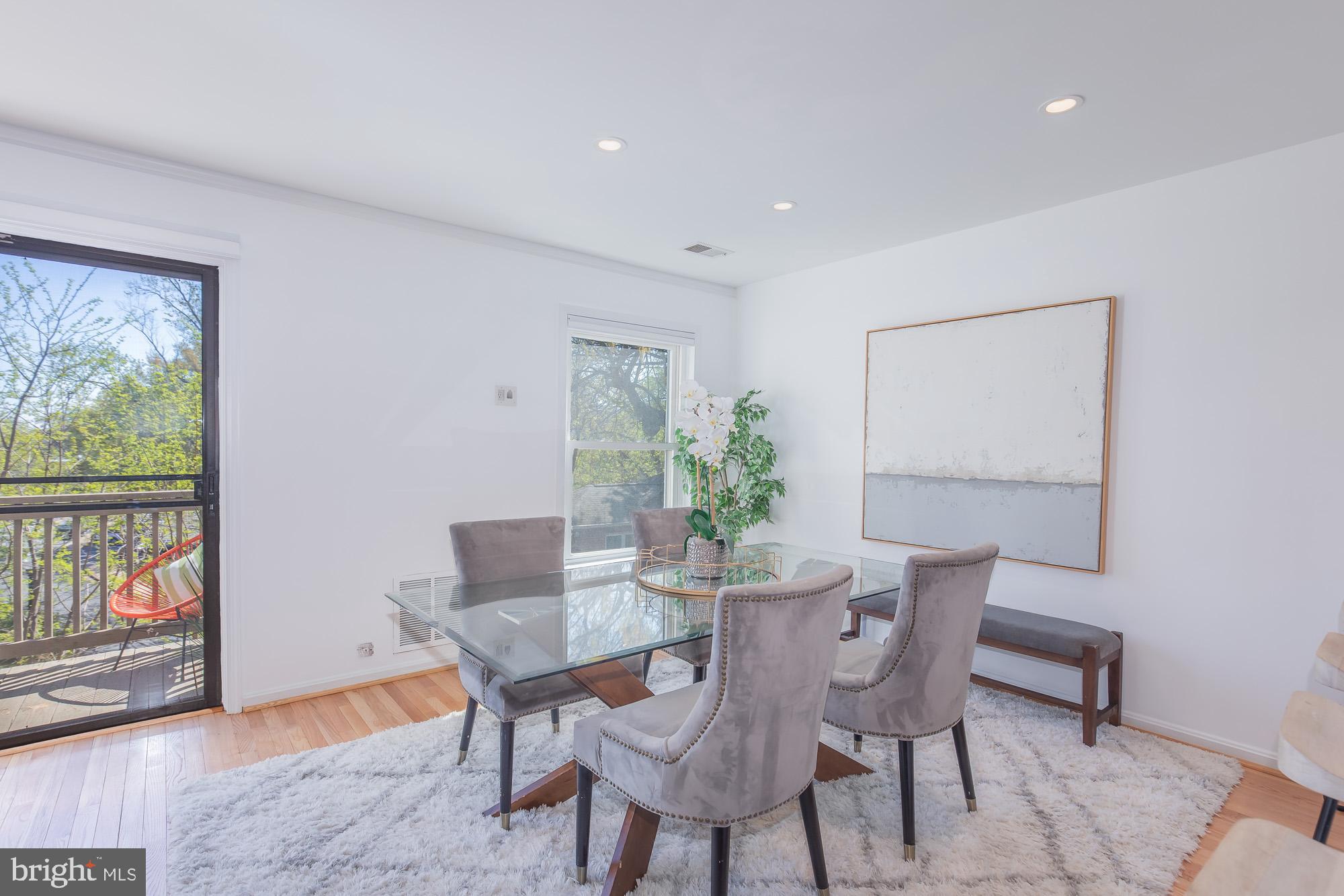 ROSSLYN - Residential