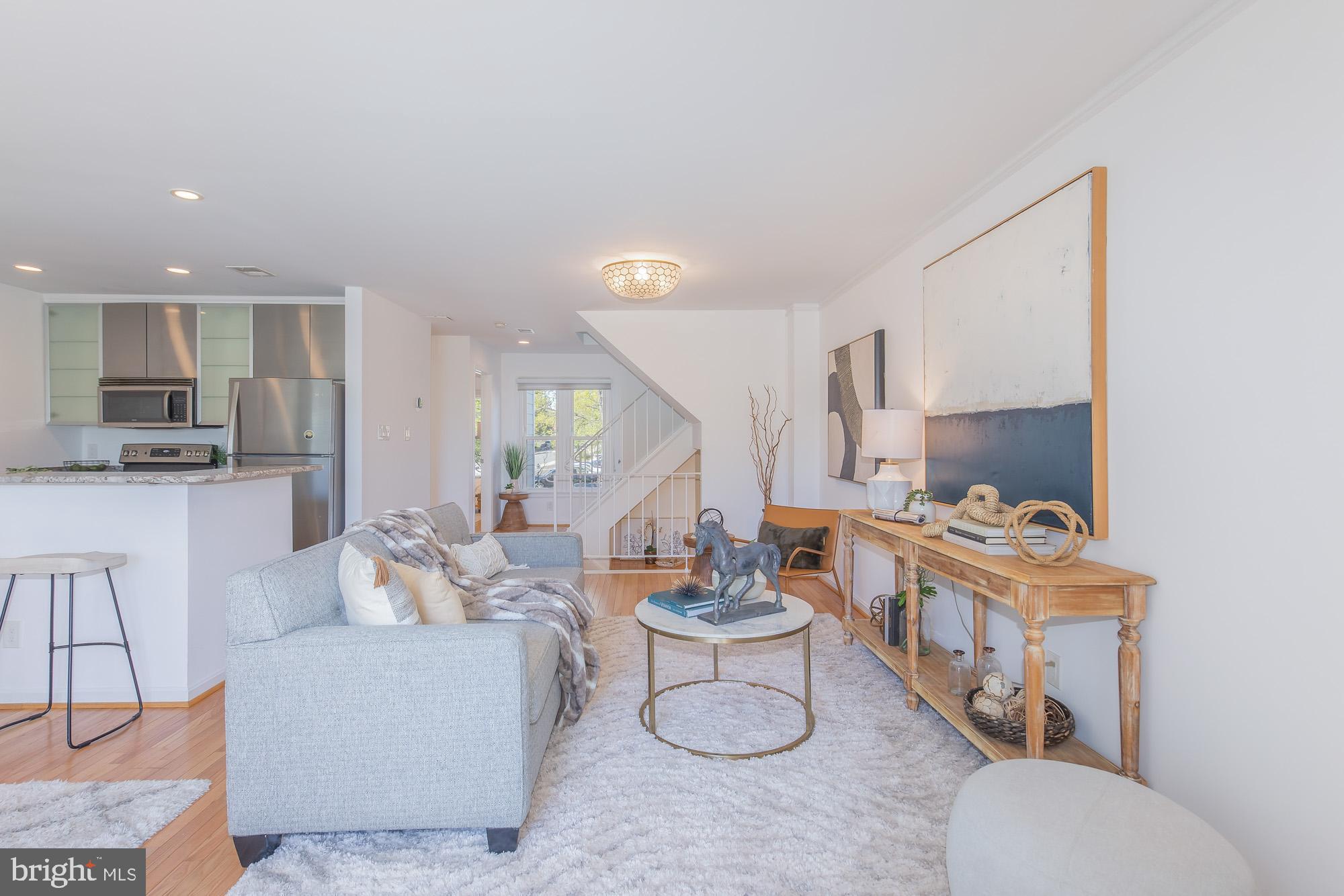 ROSSLYN - Residential