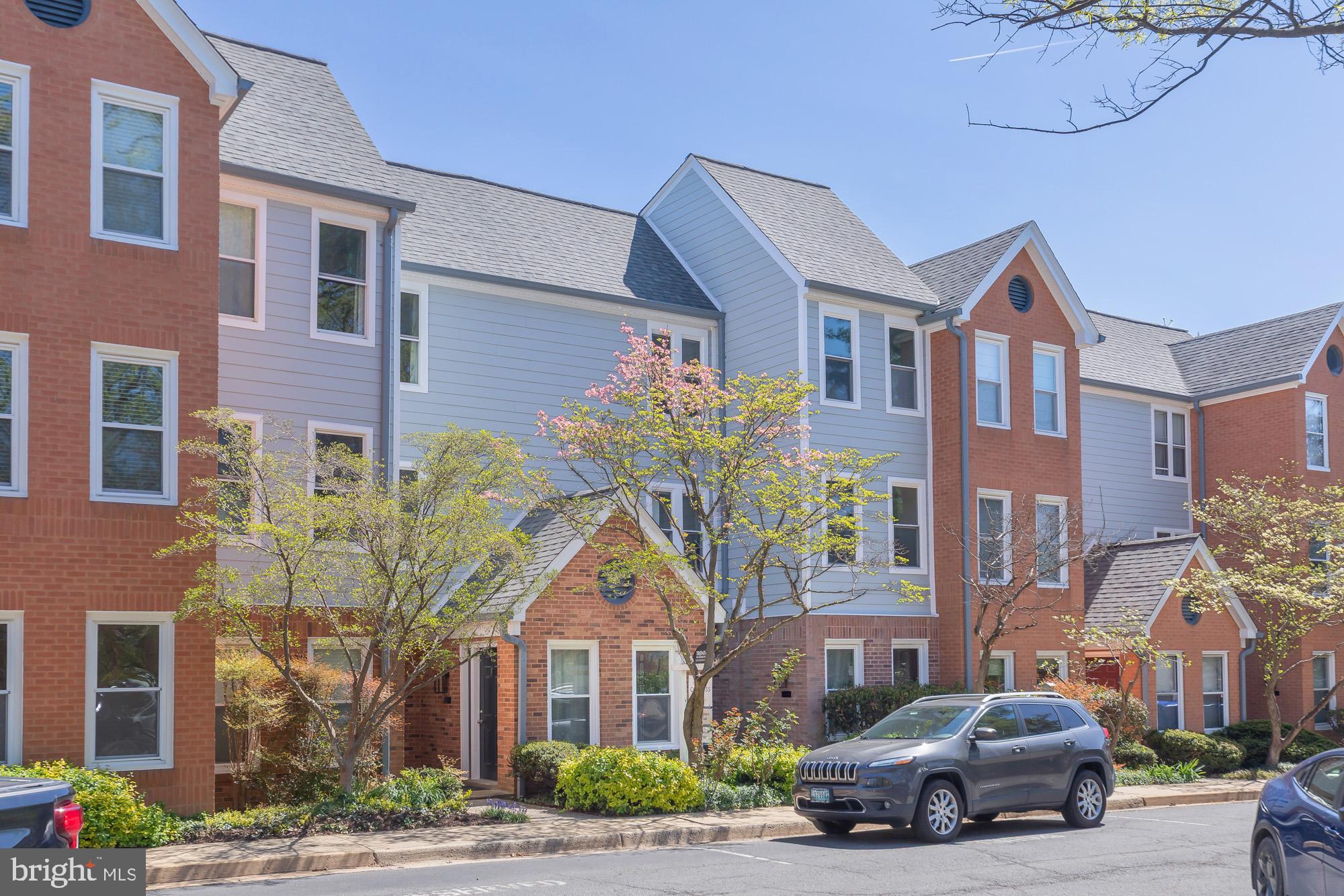 2103 N ROLFE STREET B