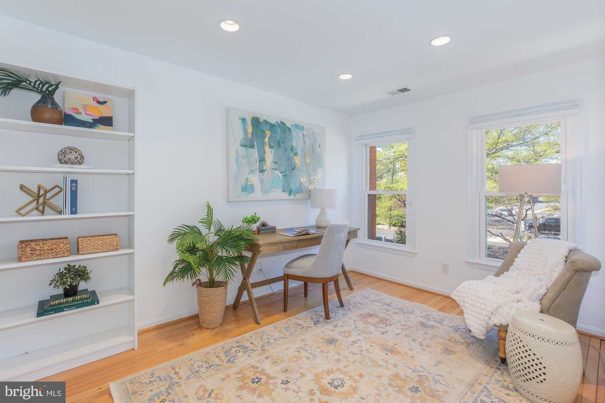 ROSSLYN - Residential