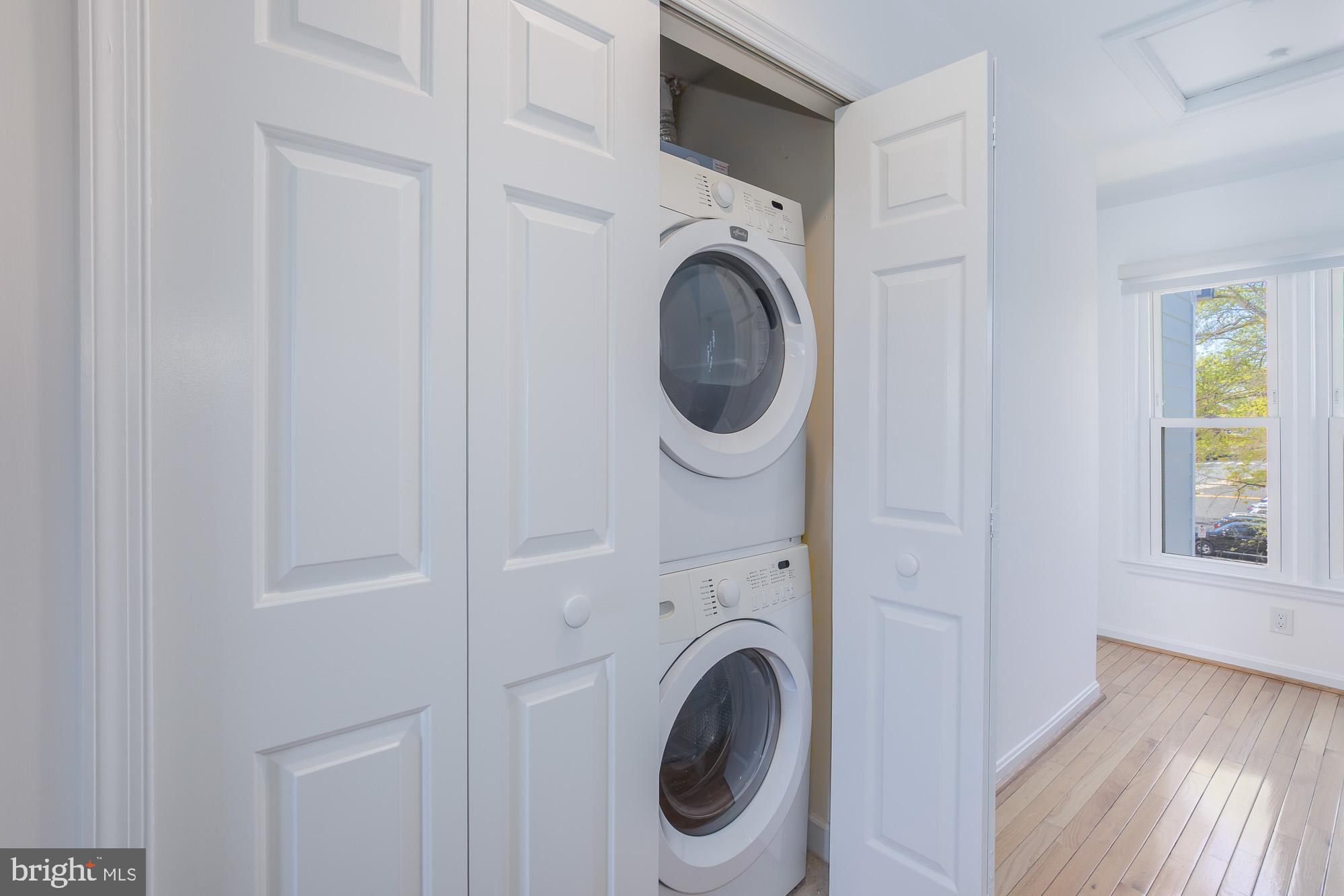 ROSSLYN - Residential