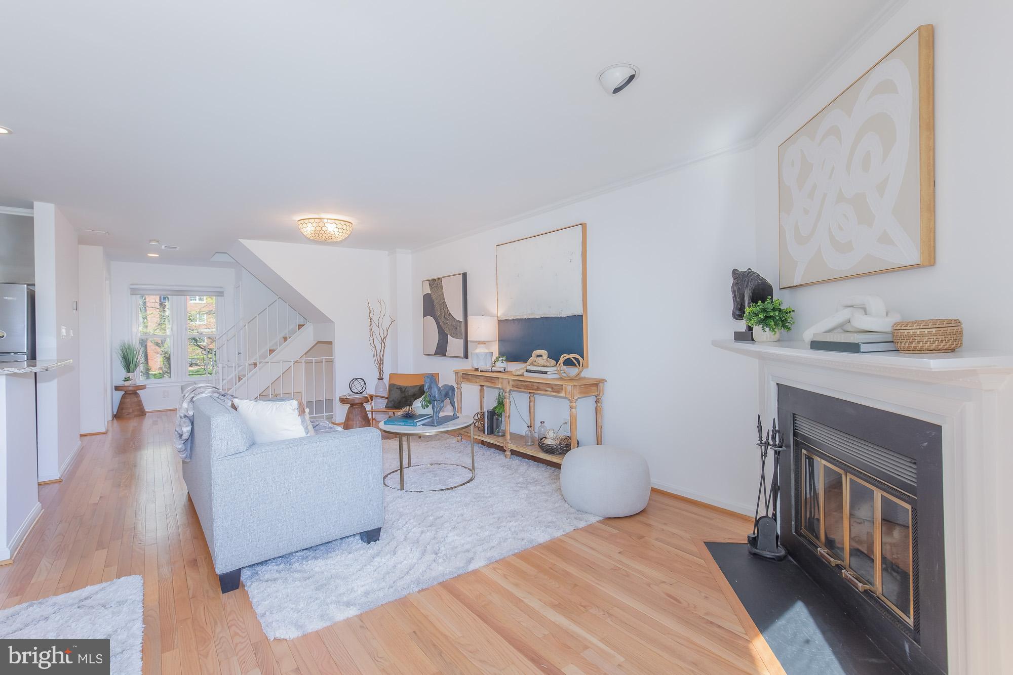 ROSSLYN - Residential