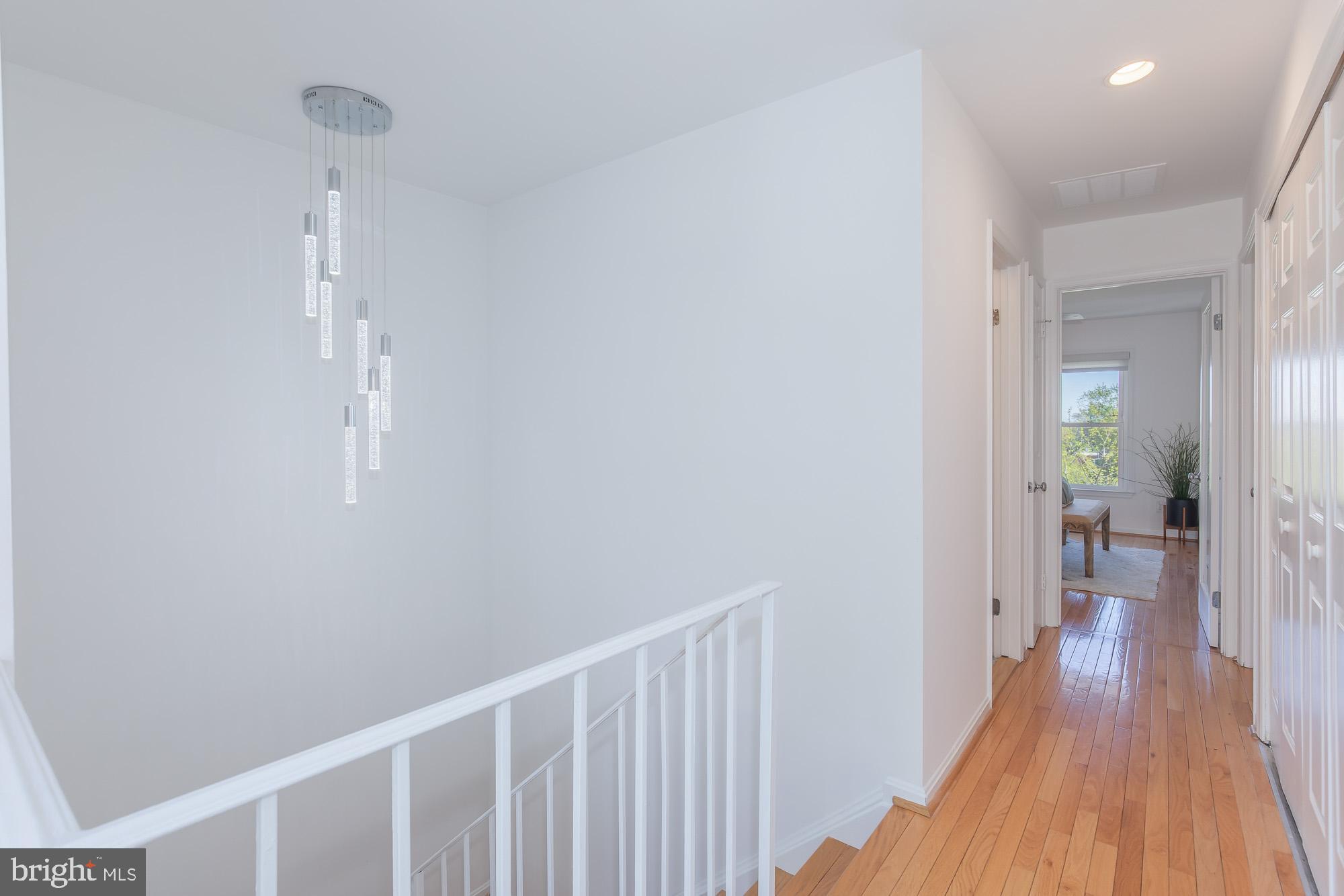 ROSSLYN - Residential