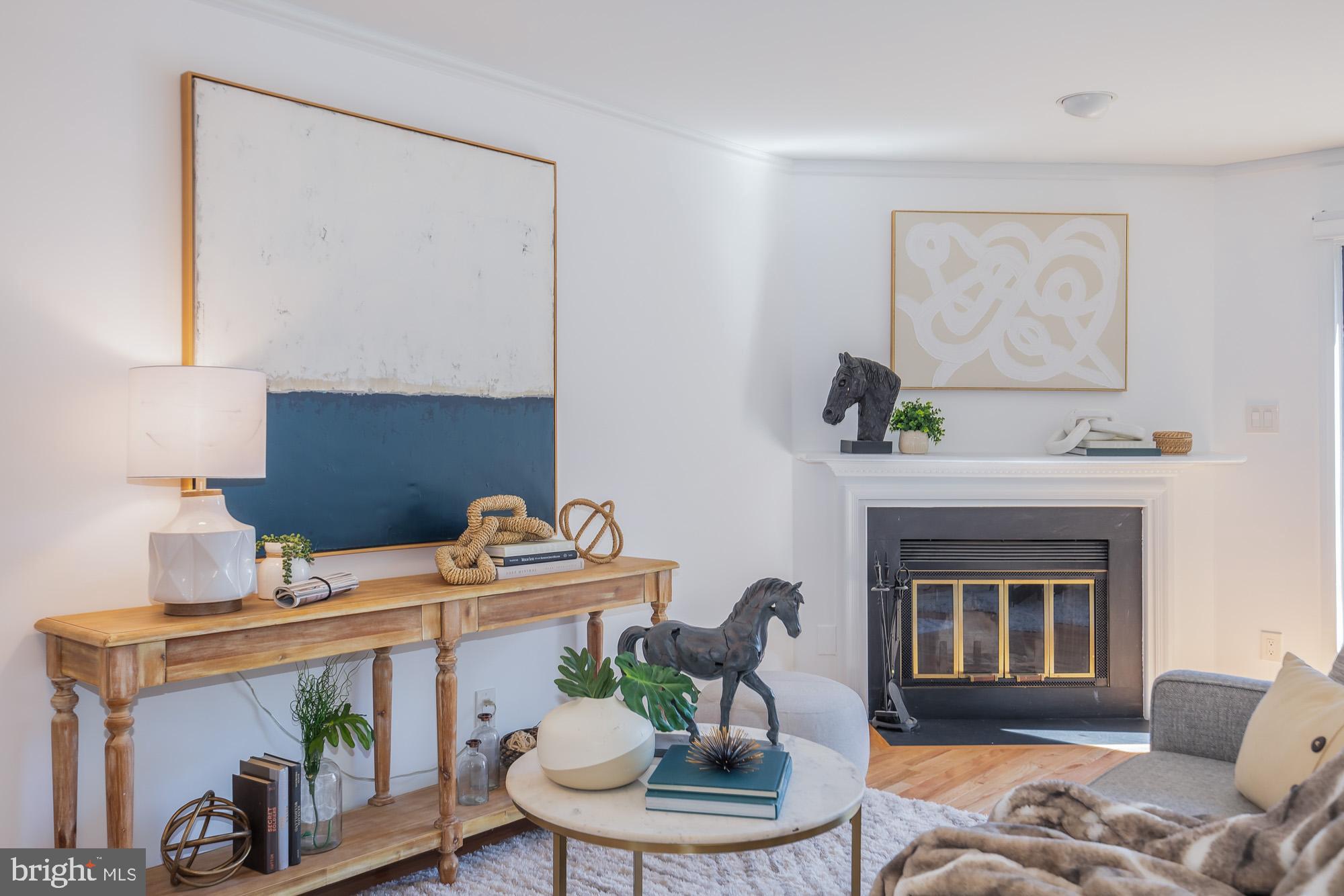 ROSSLYN - Residential