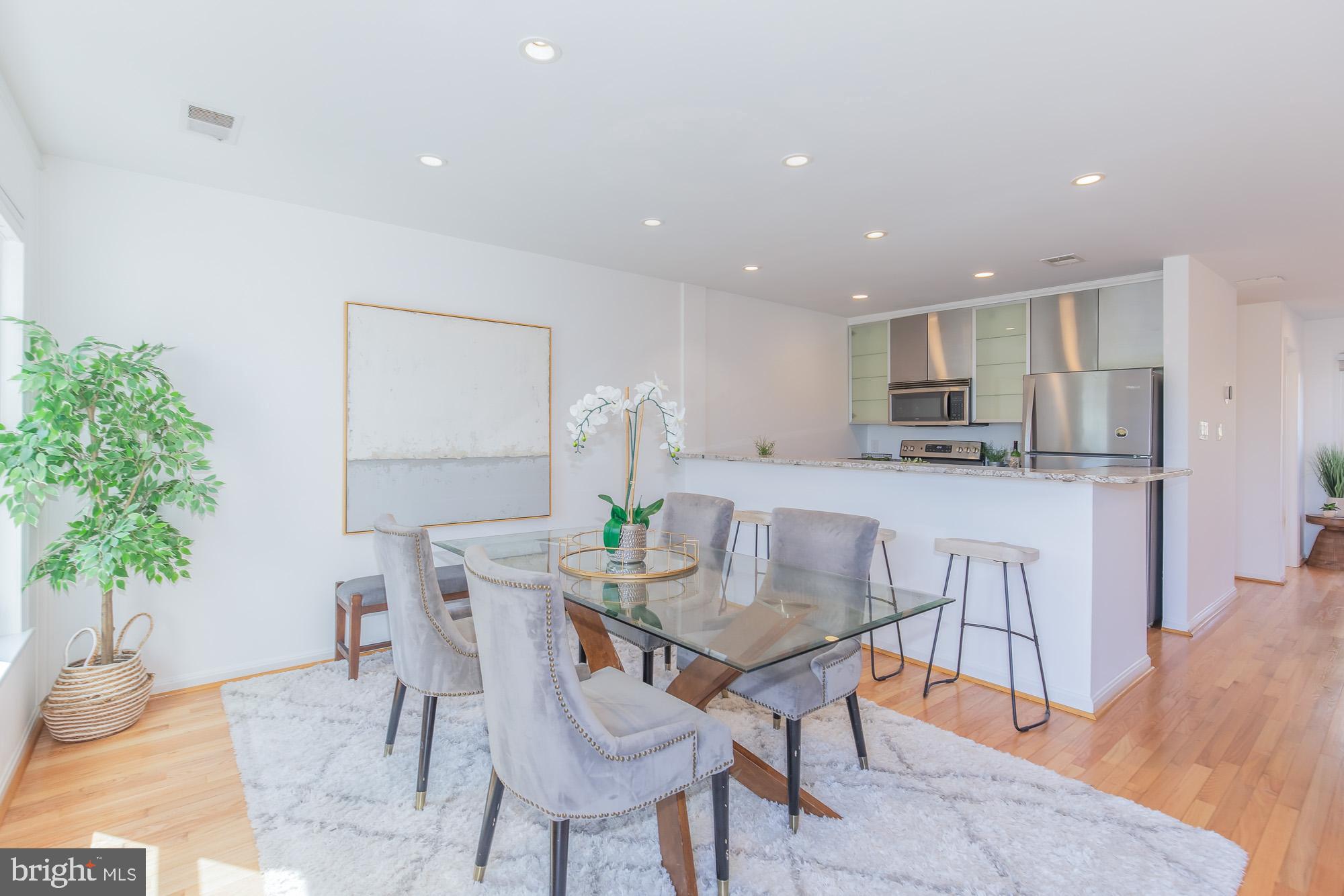 ROSSLYN - Residential