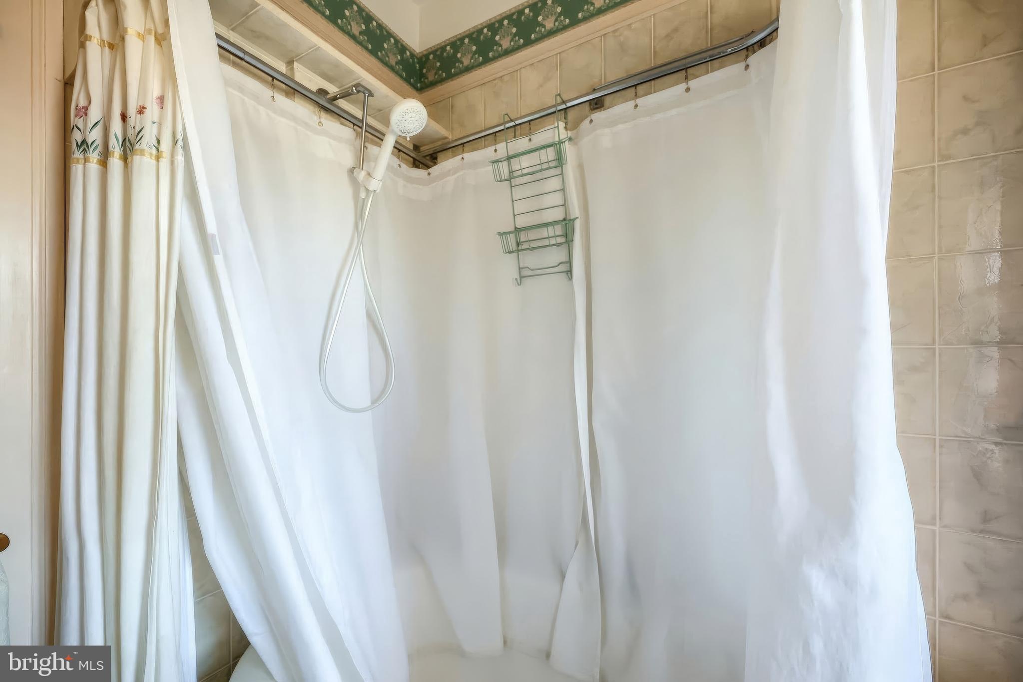 NEW OXFORD BOROUGH - Residential