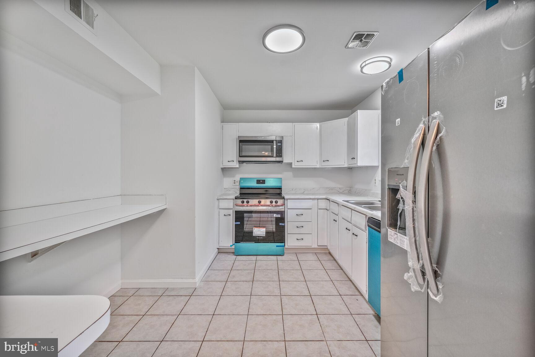 STERLING  PARK - Residential