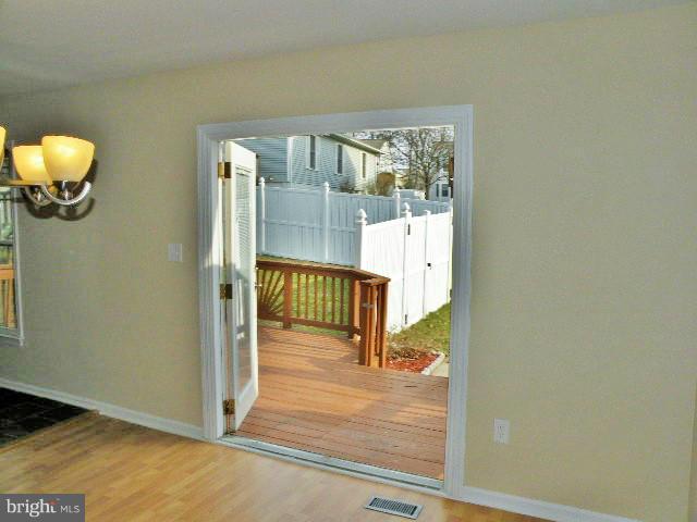 NOTTINGHAM VILLAGE - Residential