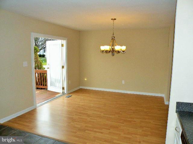 NOTTINGHAM VILLAGE - Residential