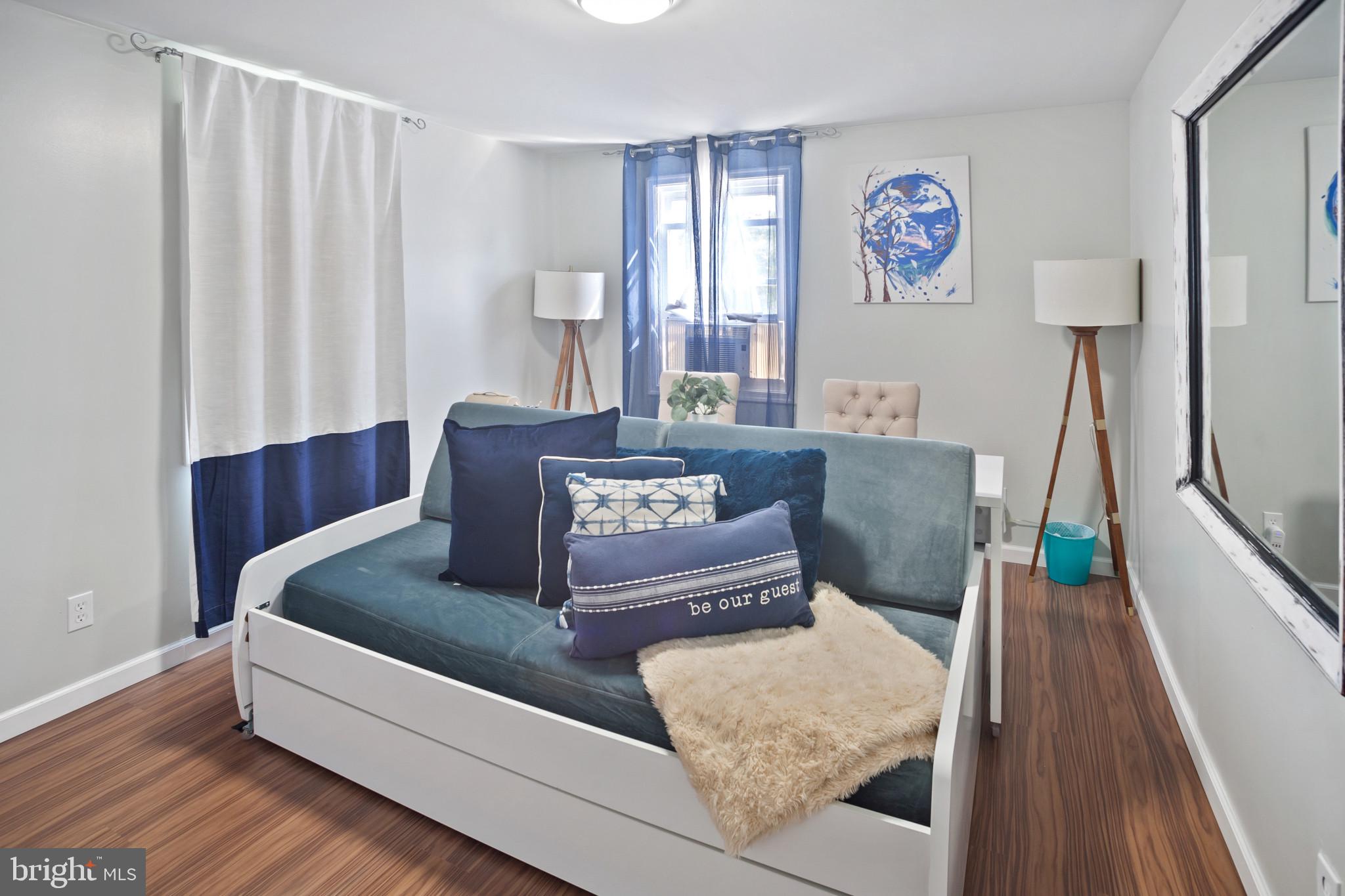 CANNON FARM - Residential