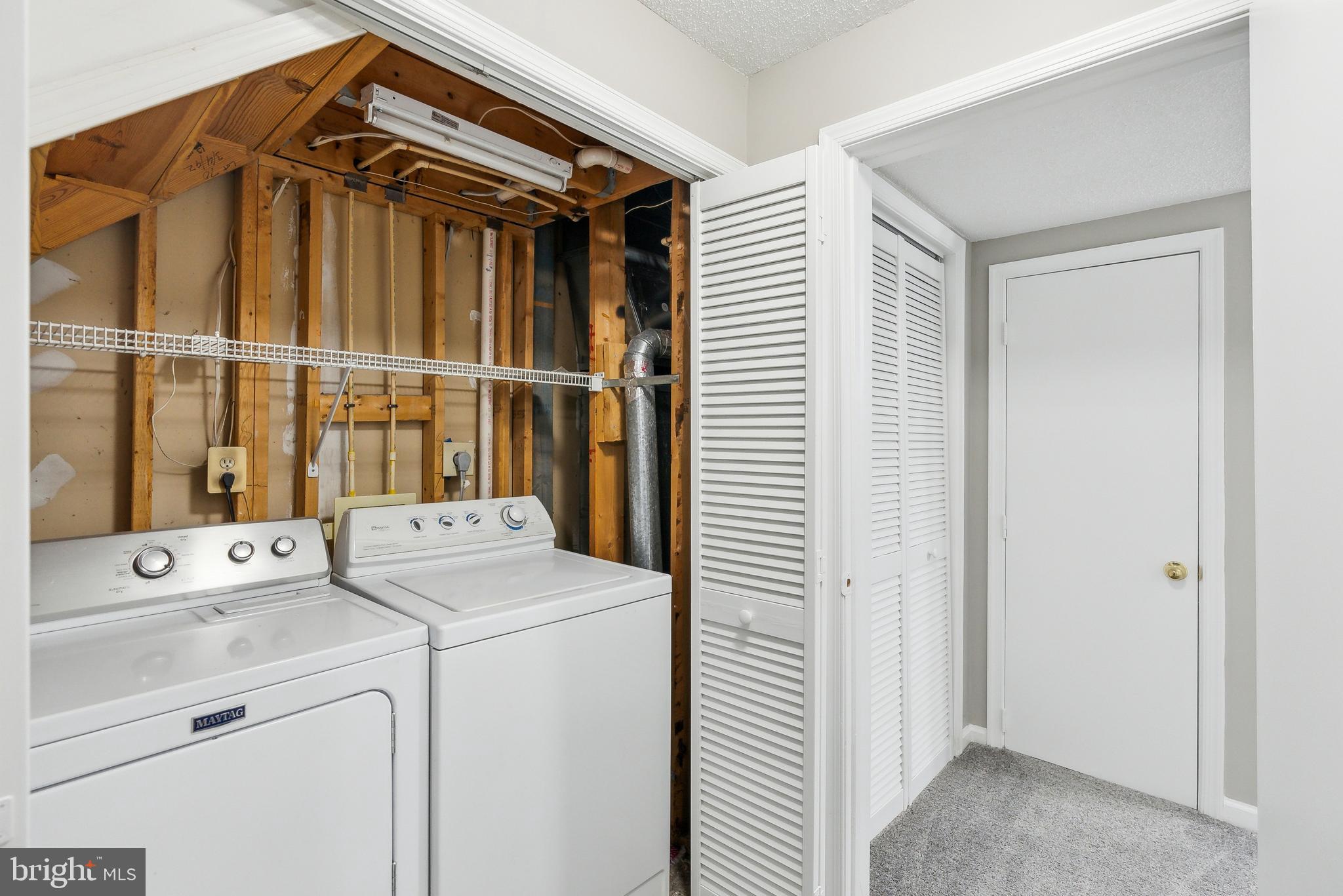 WINSLOW CHASE - Residential