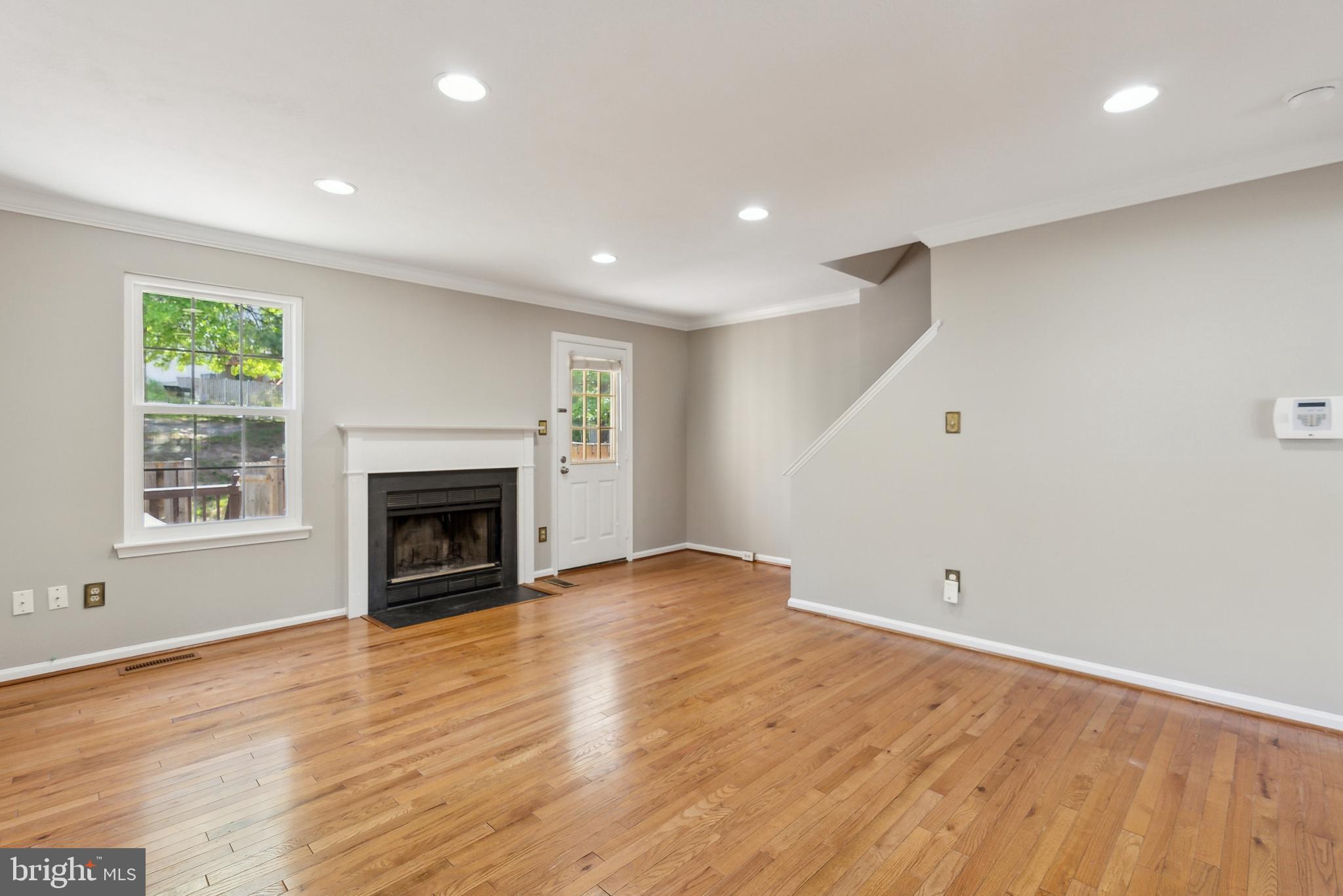 WINSLOW CHASE - Residential