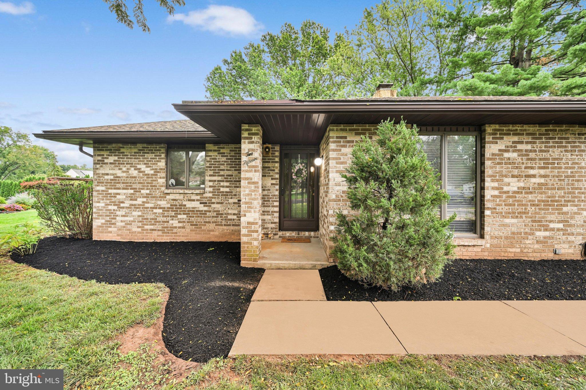 215 W 49TH STREET