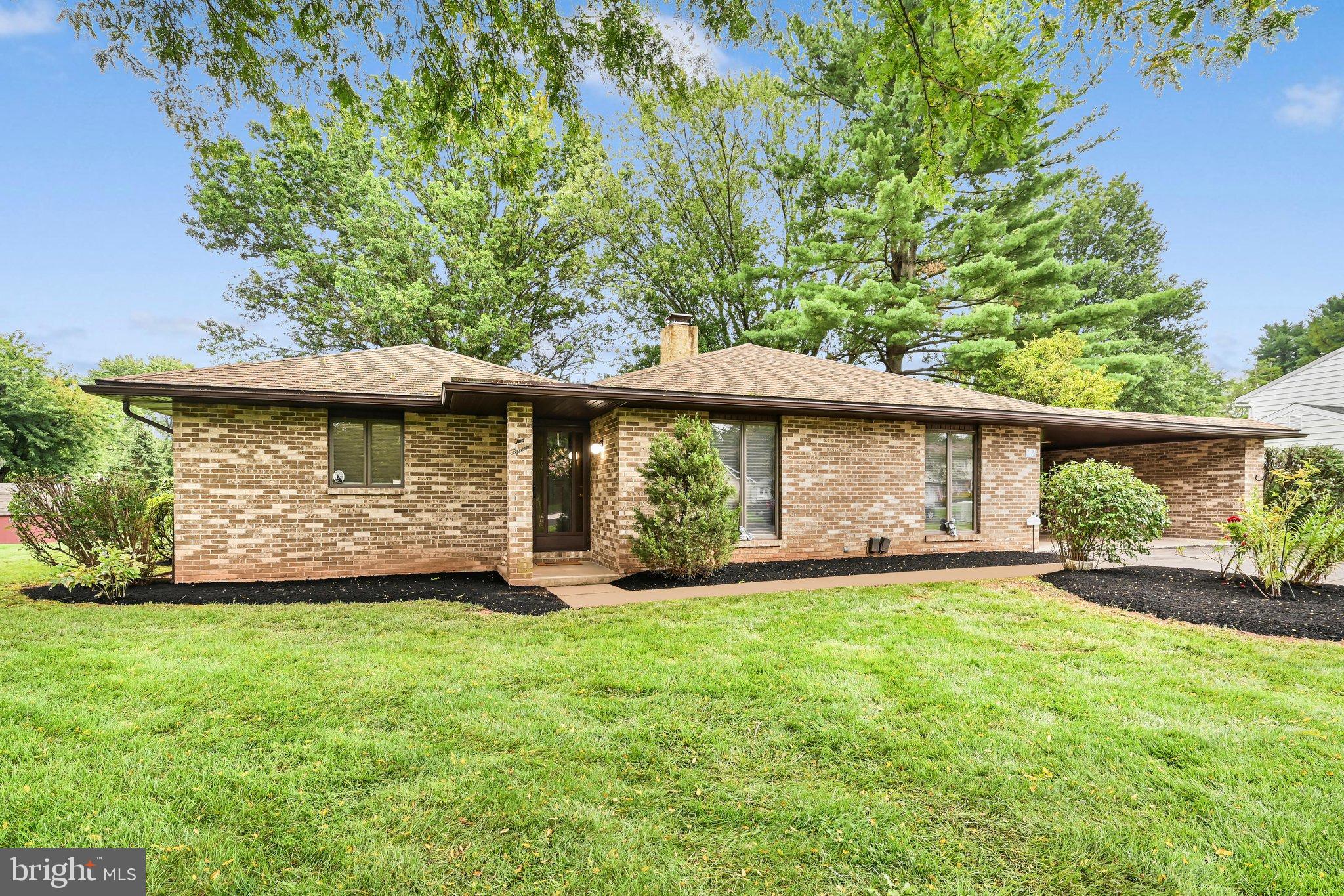 215 W 49TH STREET