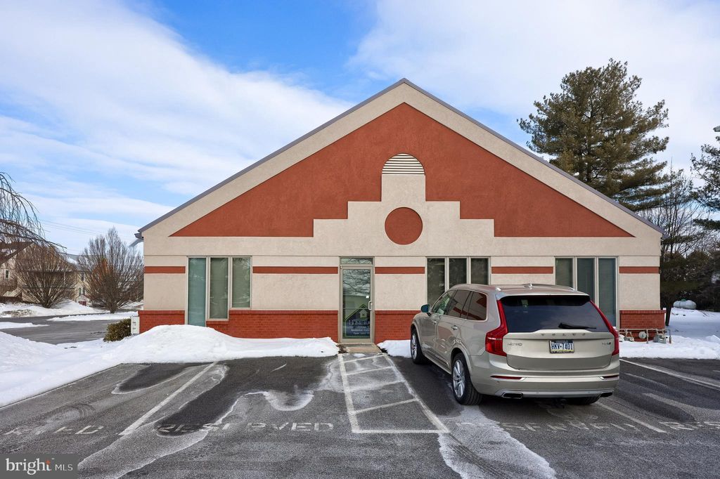 Photo of 352 E Main Street #SUITE 200, LEOLA, PA 17540 (MLS # PALA2083462)