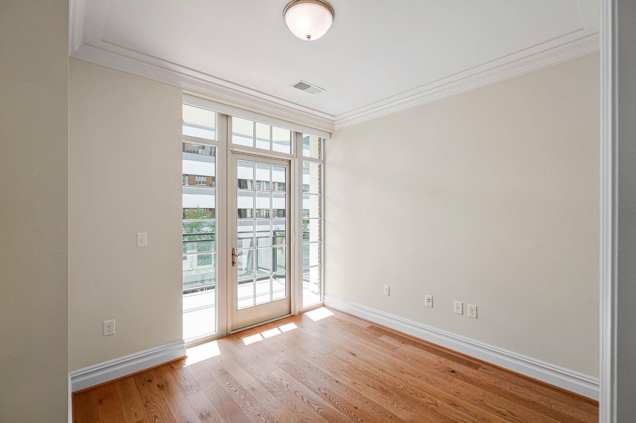 THE SIGNET - Residential