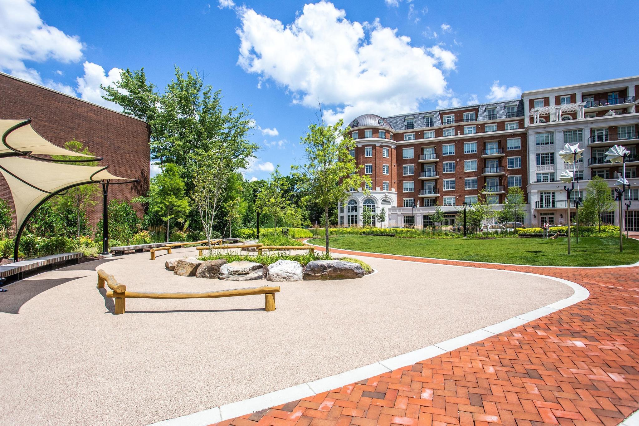 THE SIGNET - Residential