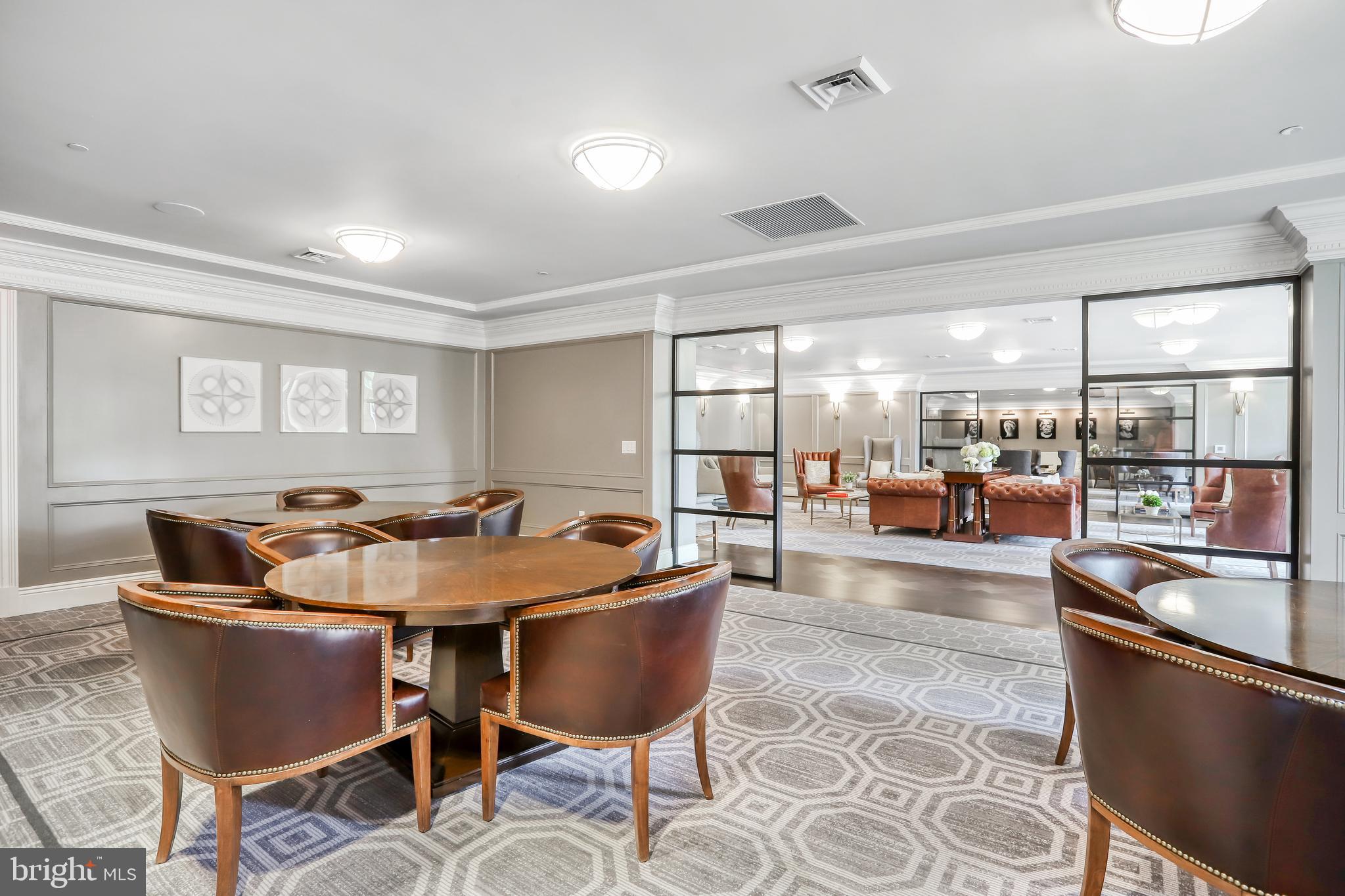 THE SIGNET - Residential