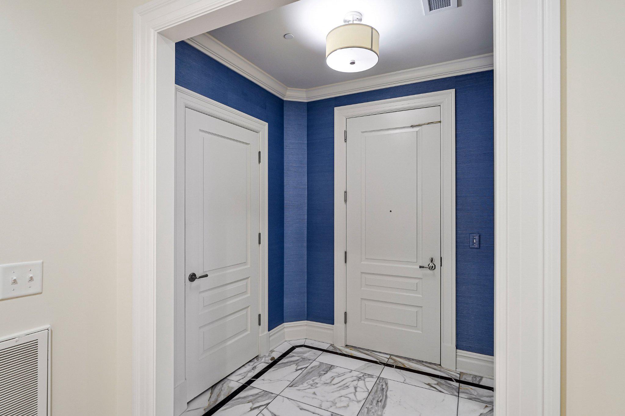 THE SIGNET - Residential