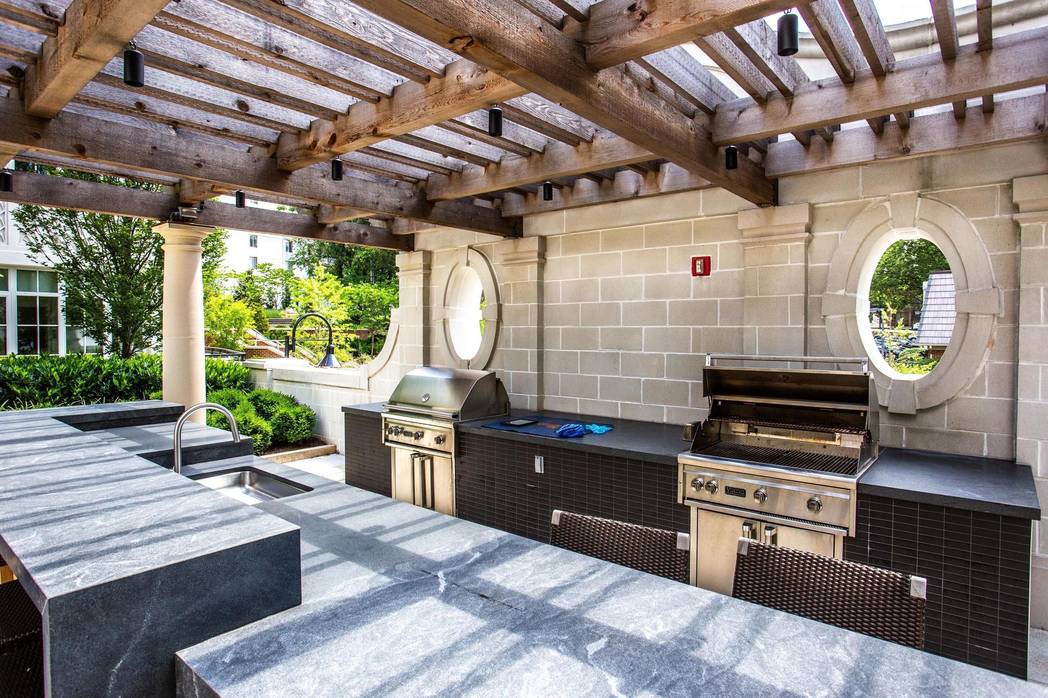 THE SIGNET - Residential