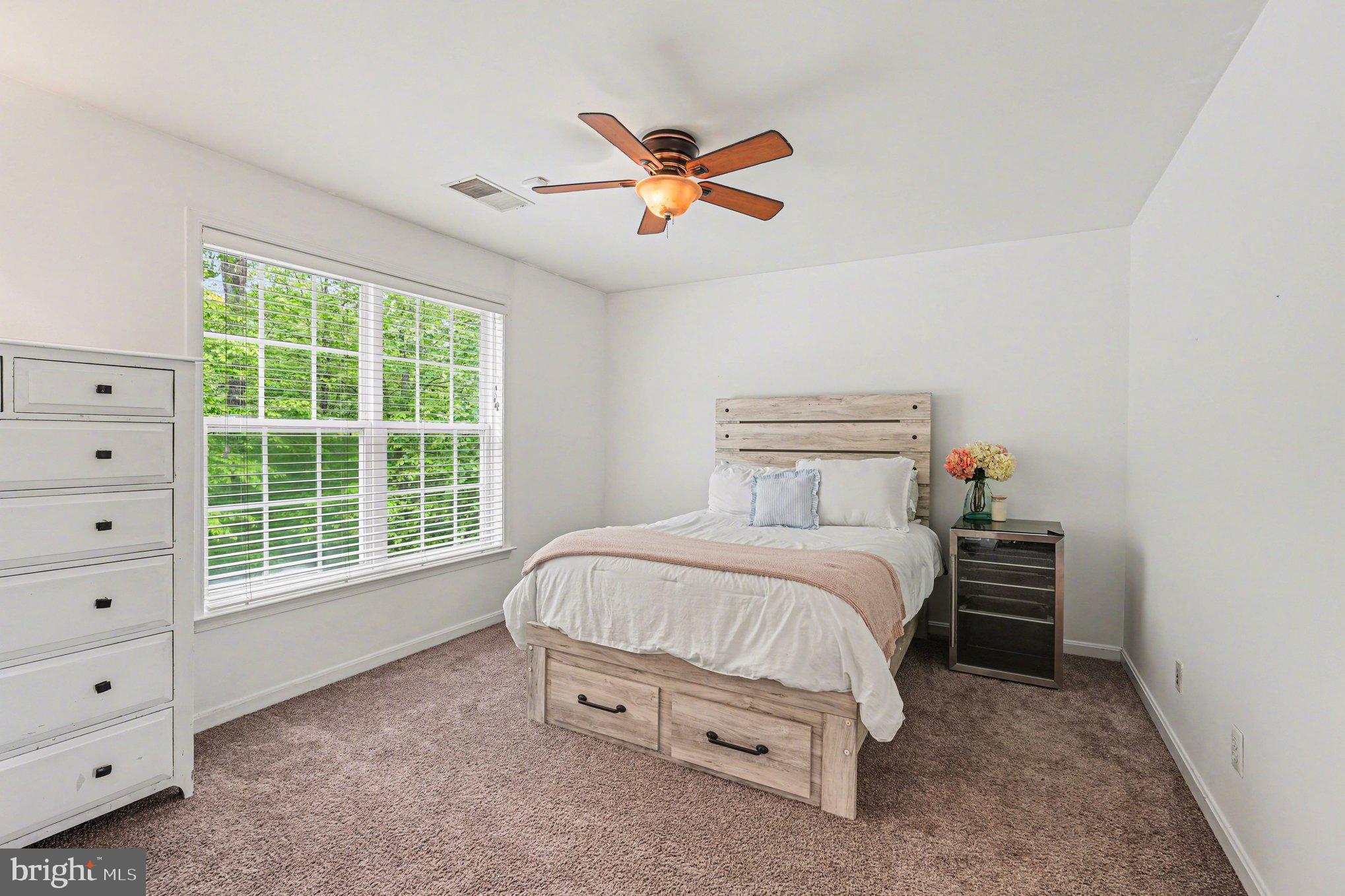 VISTA BROOKE - Residential