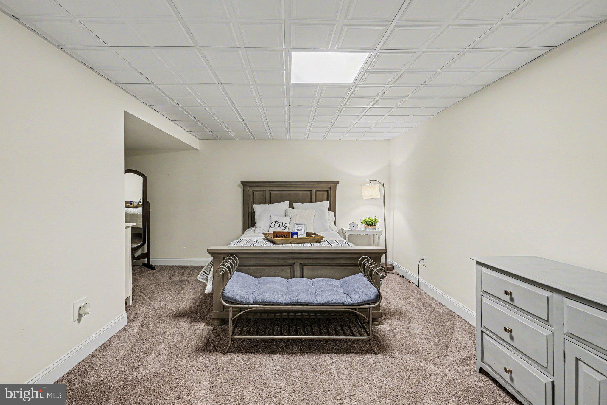 VISTA BROOKE - Residential