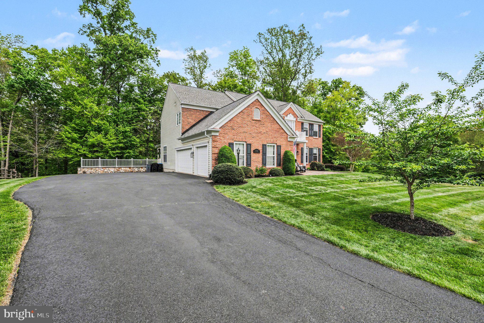 VISTA BROOKE - Residential