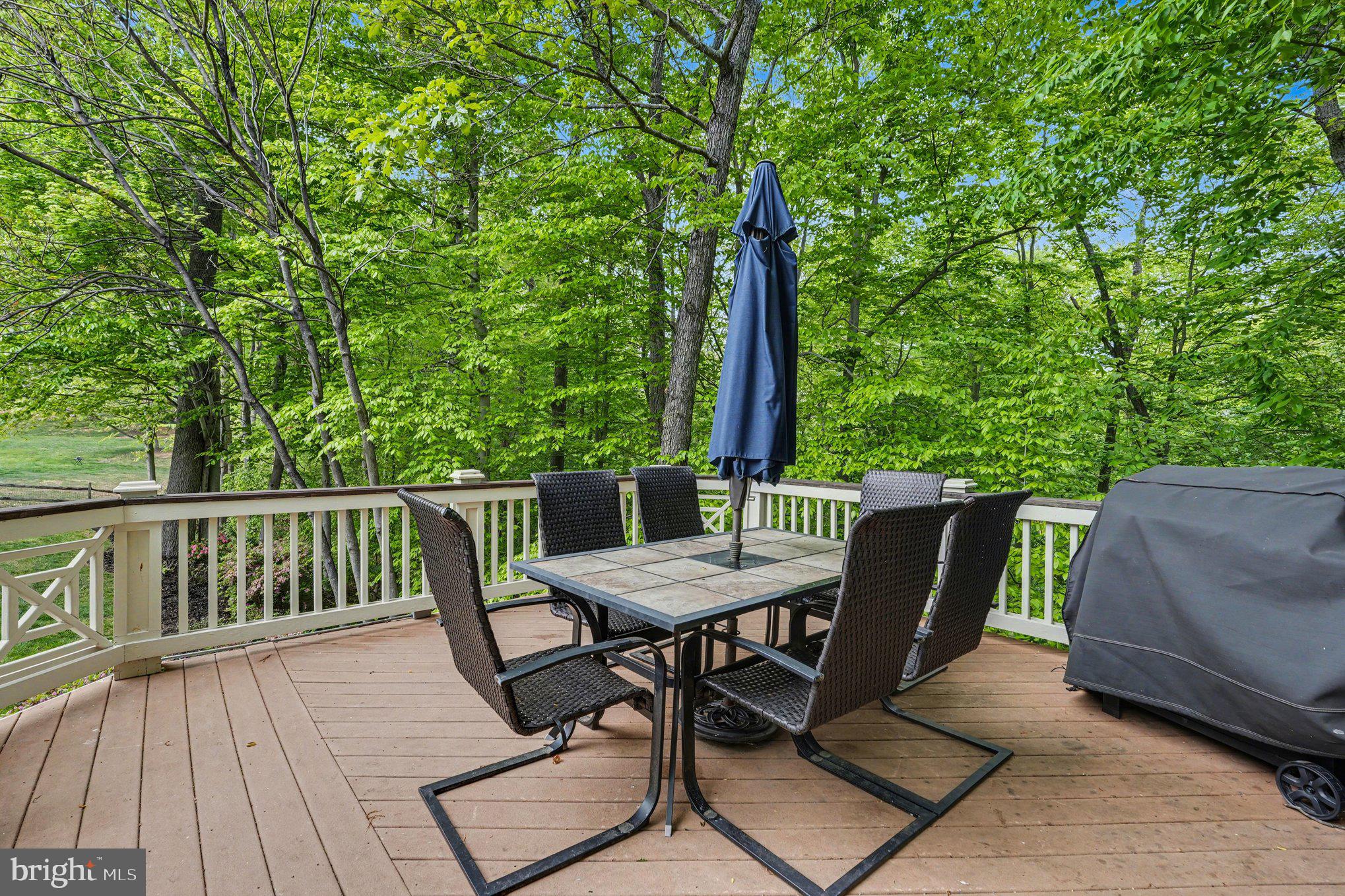 VISTA BROOKE - Residential