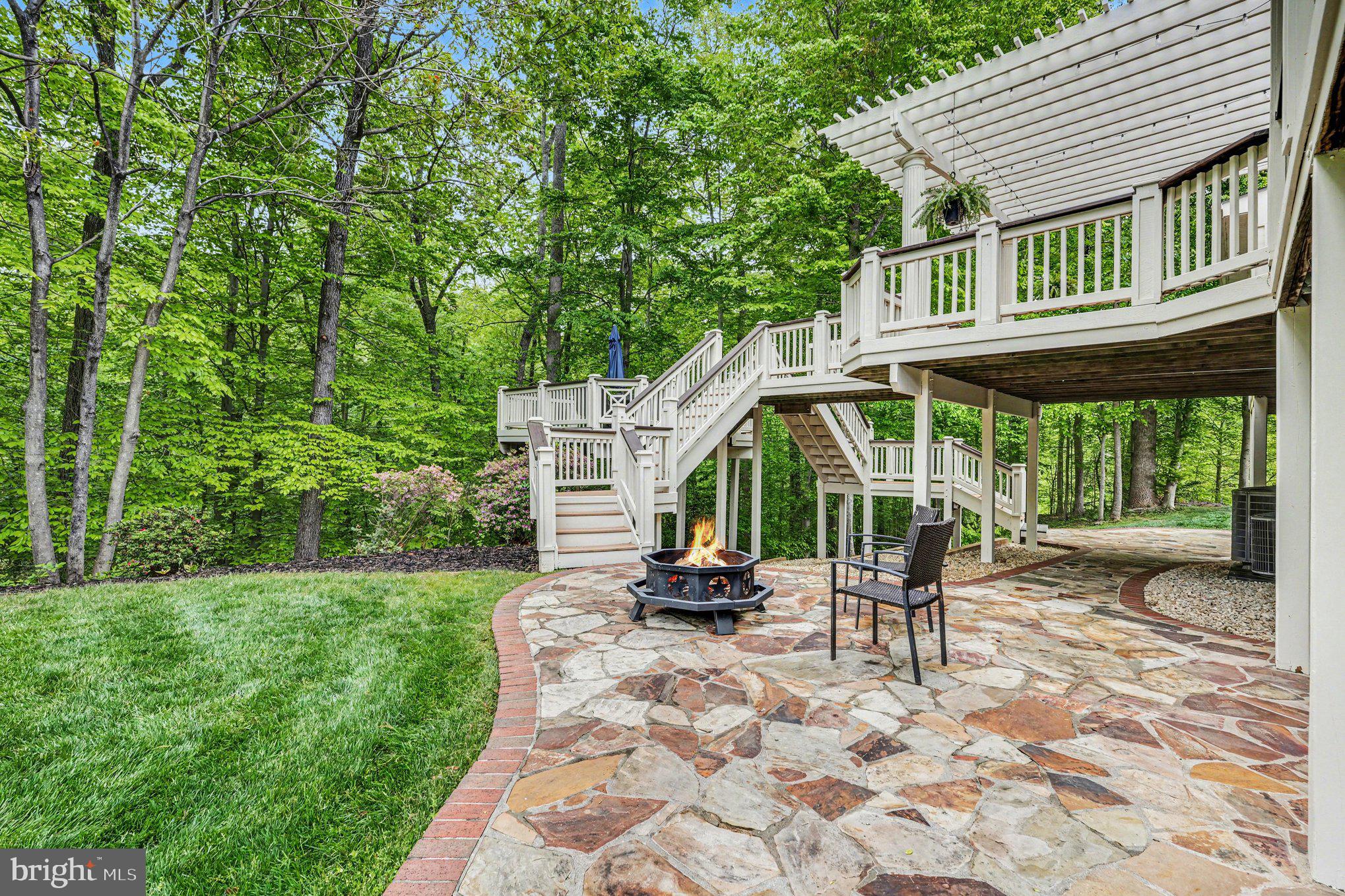 VISTA BROOKE - Residential