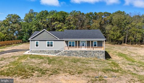 Homes For Sale - 607 Slonaker Lane<br/> Berkeley County, MARTINSBURG, WV 25405