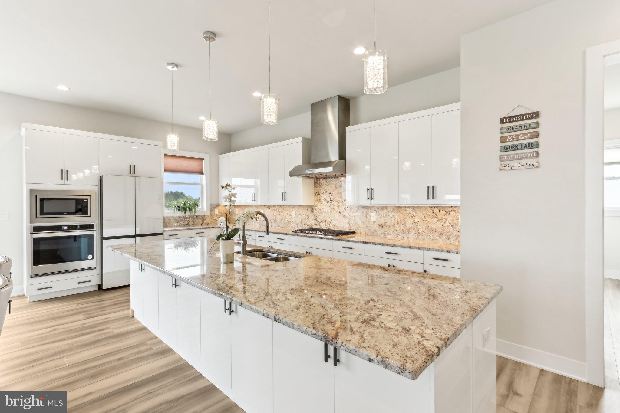 RESERVE AT CENTER SQUARE - Residential