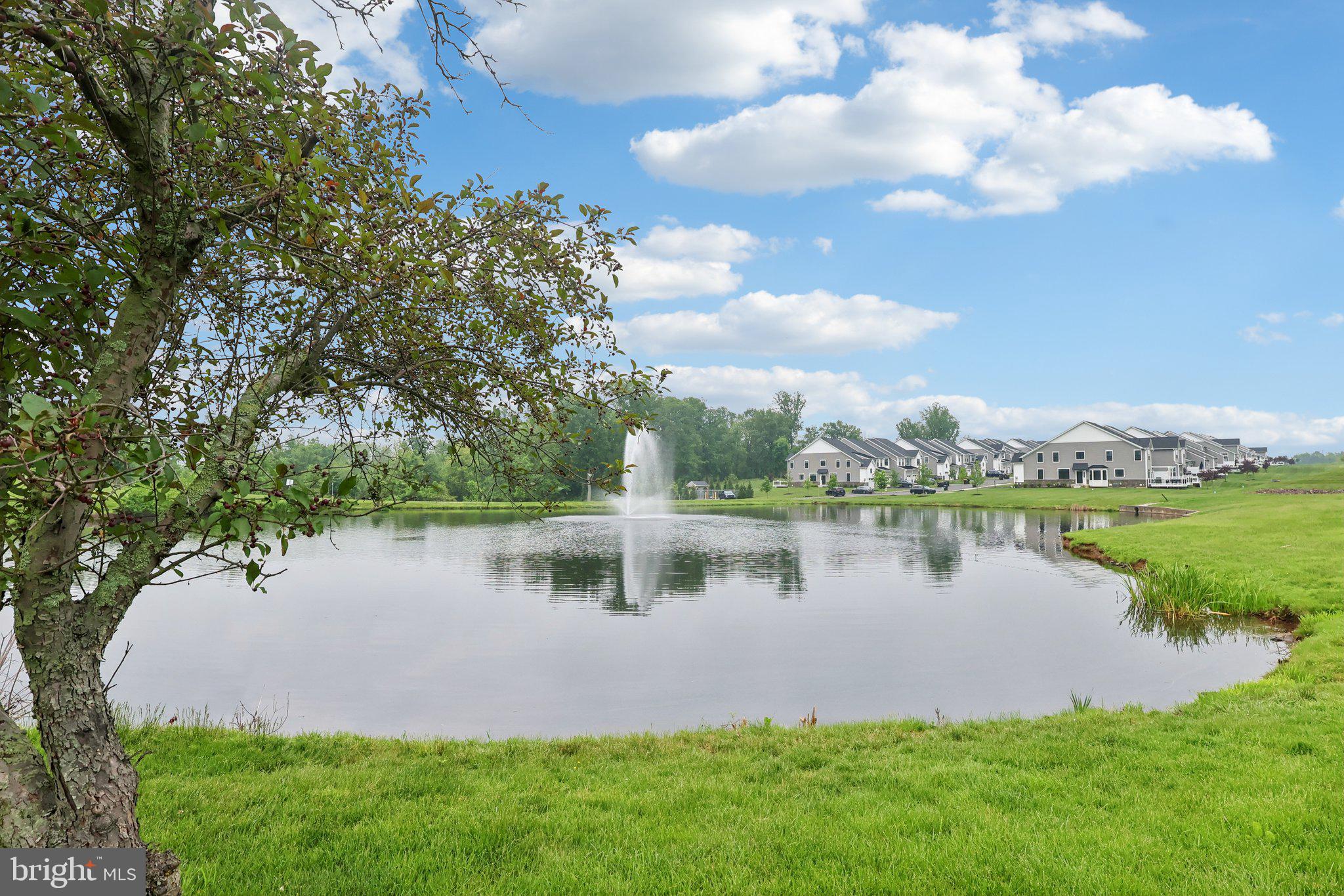 RESERVE AT CENTER SQUARE - Residential