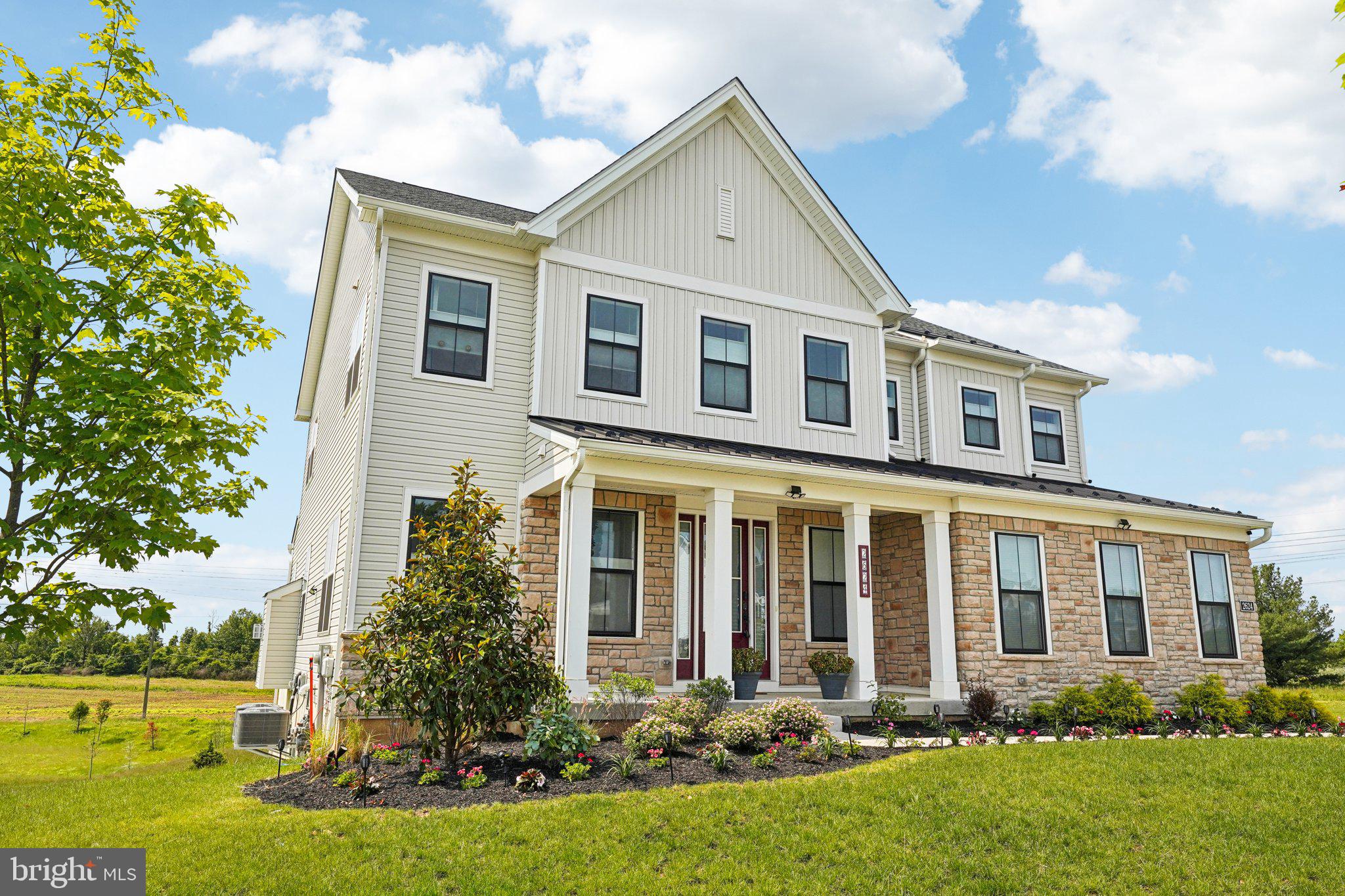 RESERVE AT CENTER SQUARE - Residential
