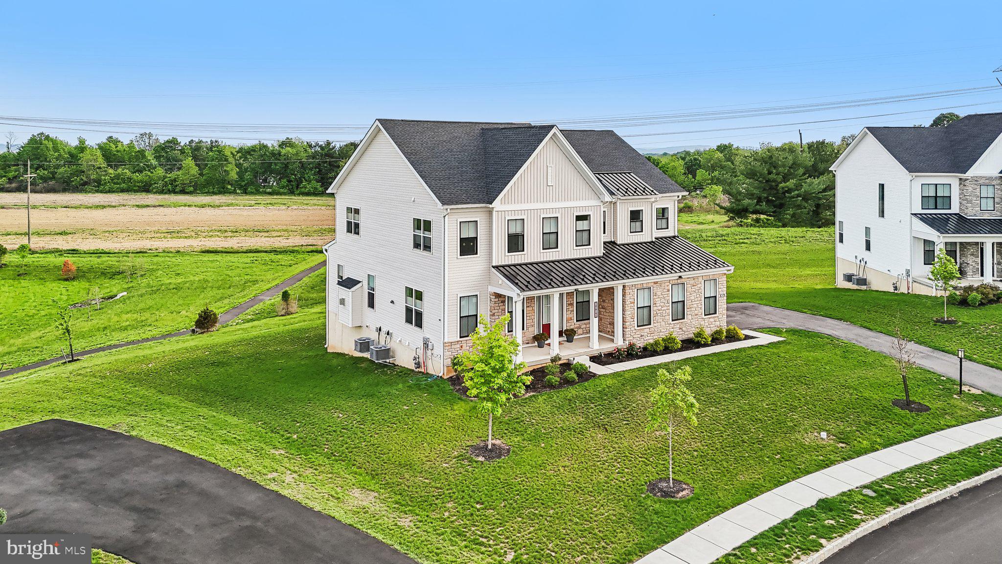 2624 HAWTHORN DRIVE