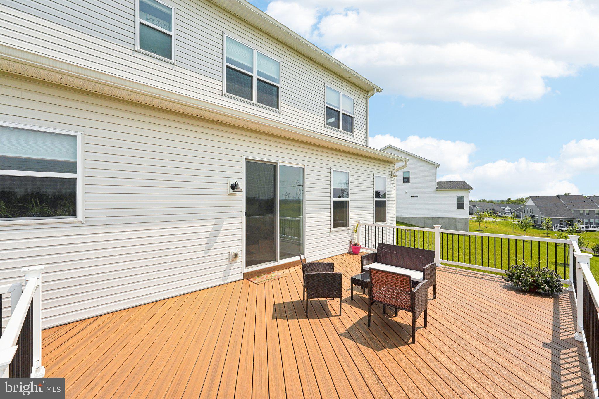 RESERVE AT CENTER SQUARE - Residential