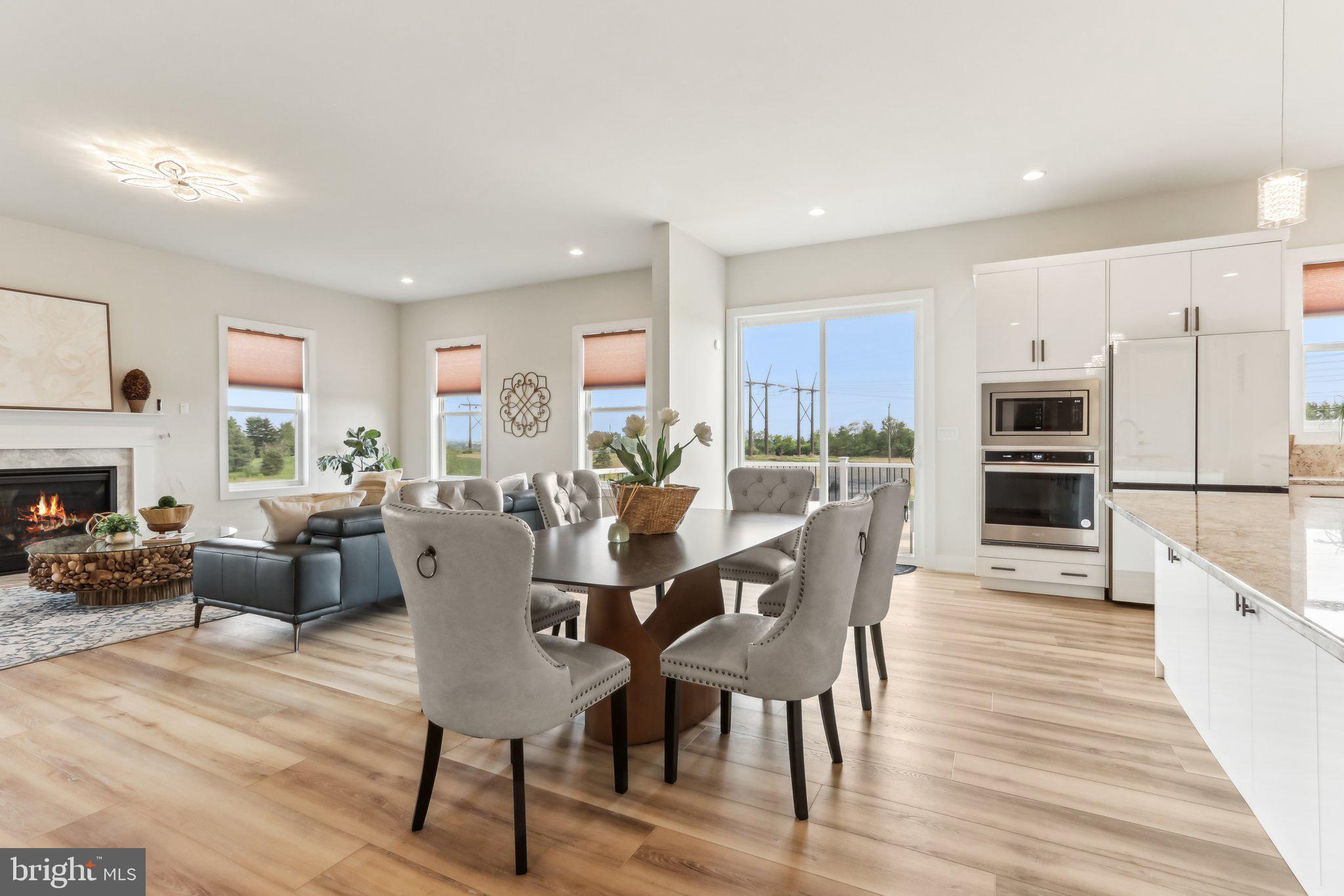 RESERVE AT CENTER SQUARE - Residential