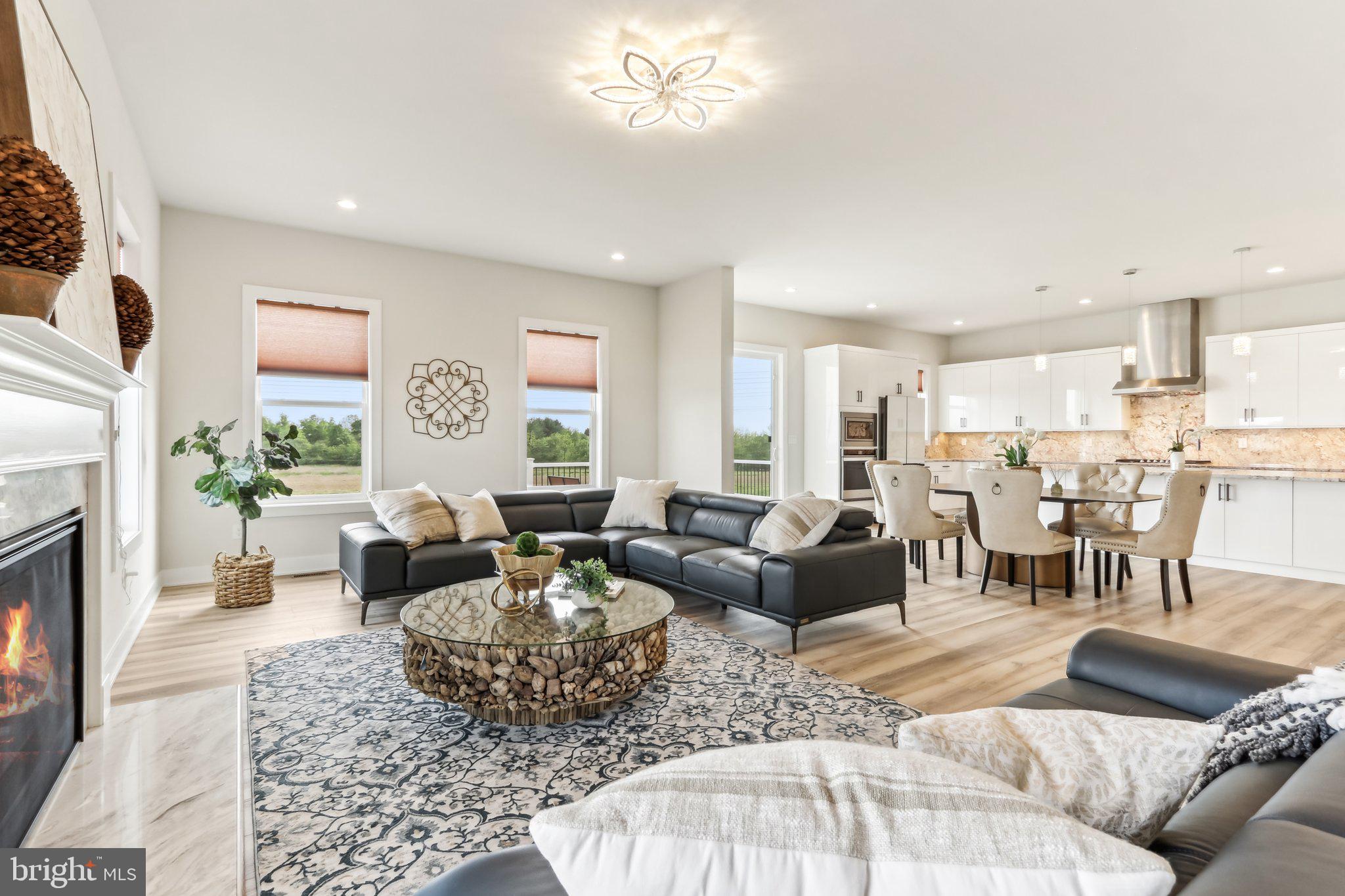 RESERVE AT CENTER SQUARE - Residential