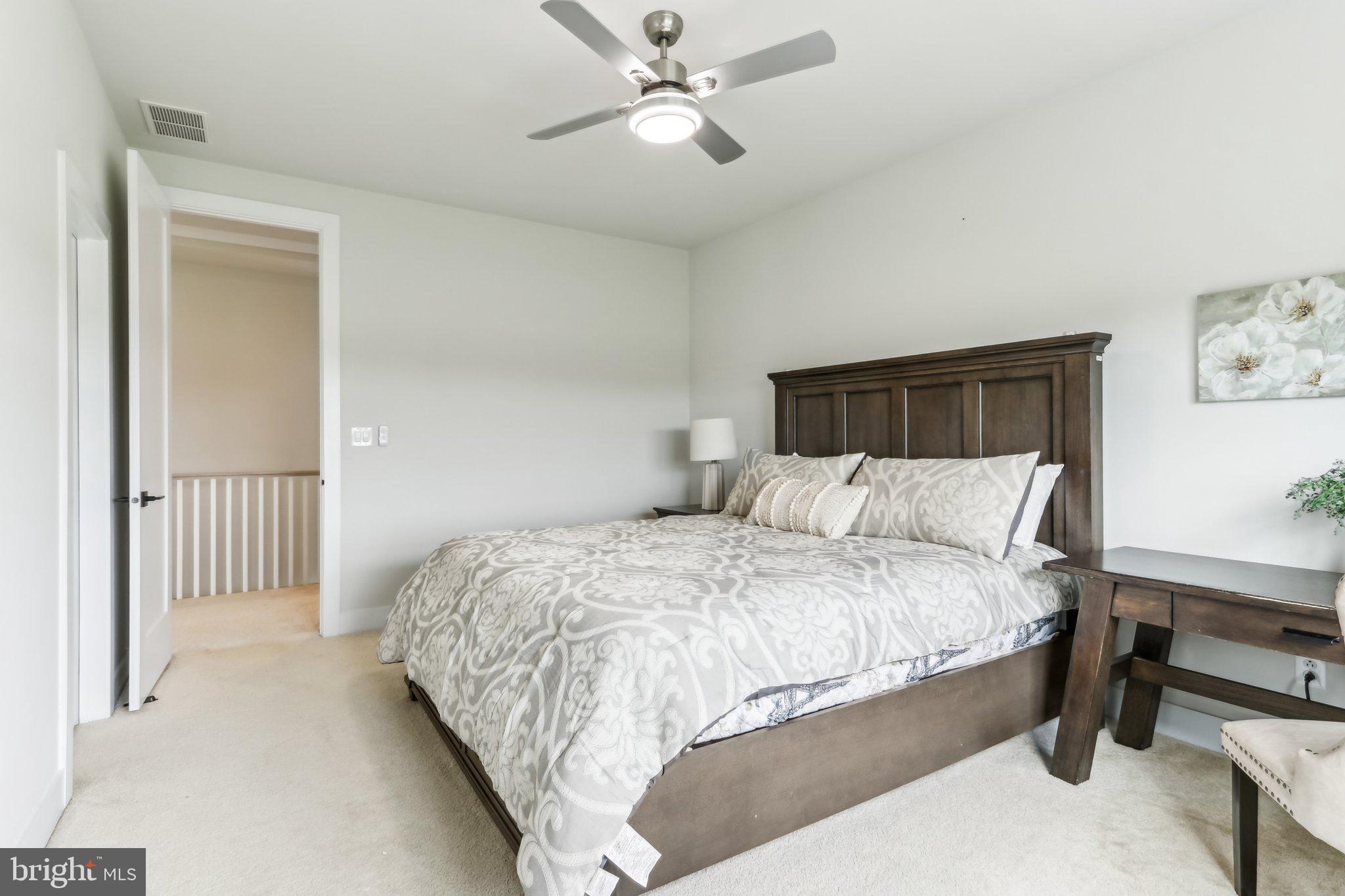 RESERVE AT CENTER SQUARE - Residential