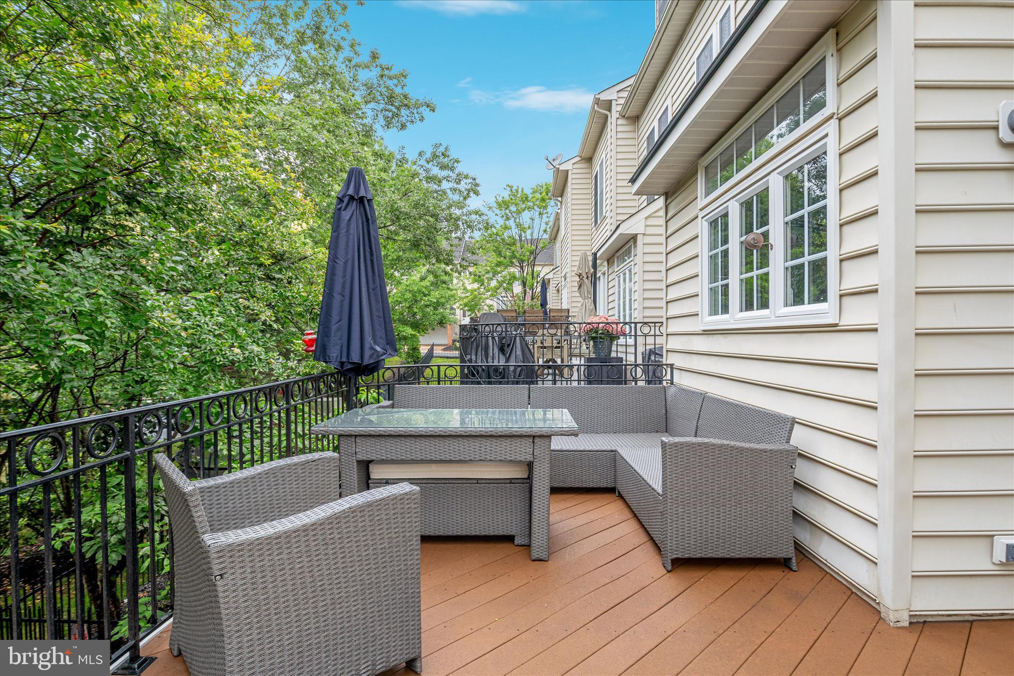 RIVER CREEK - Residential