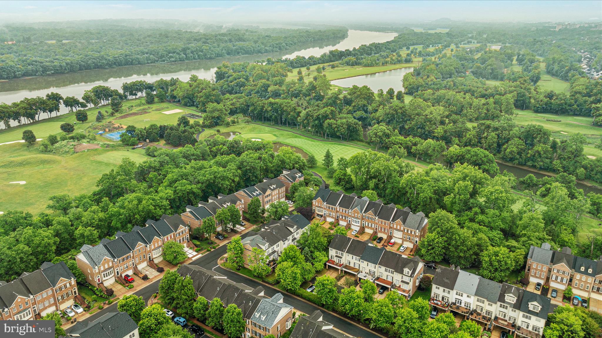 RIVER CREEK - Residential