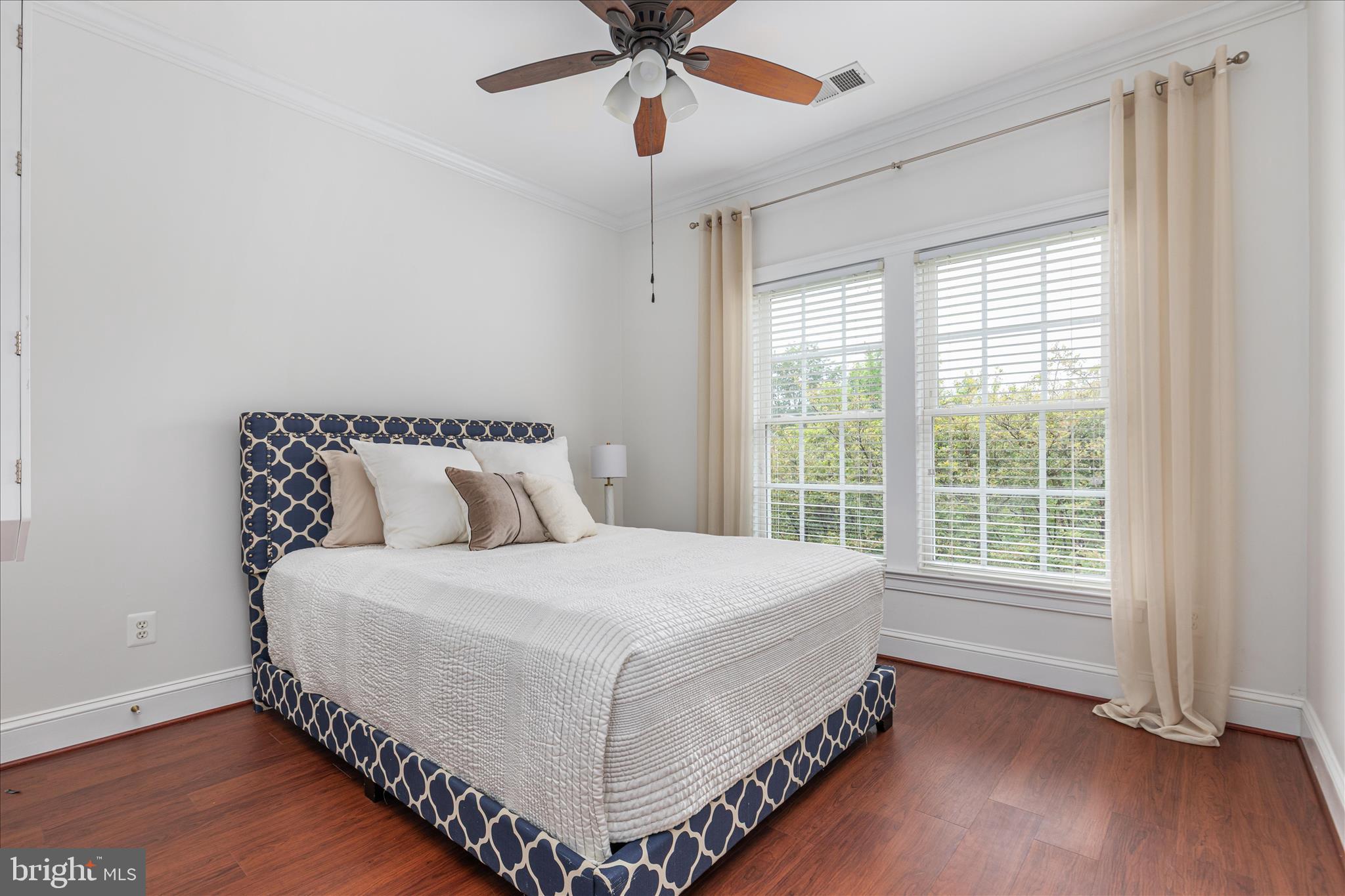 RIVER CREEK - Residential