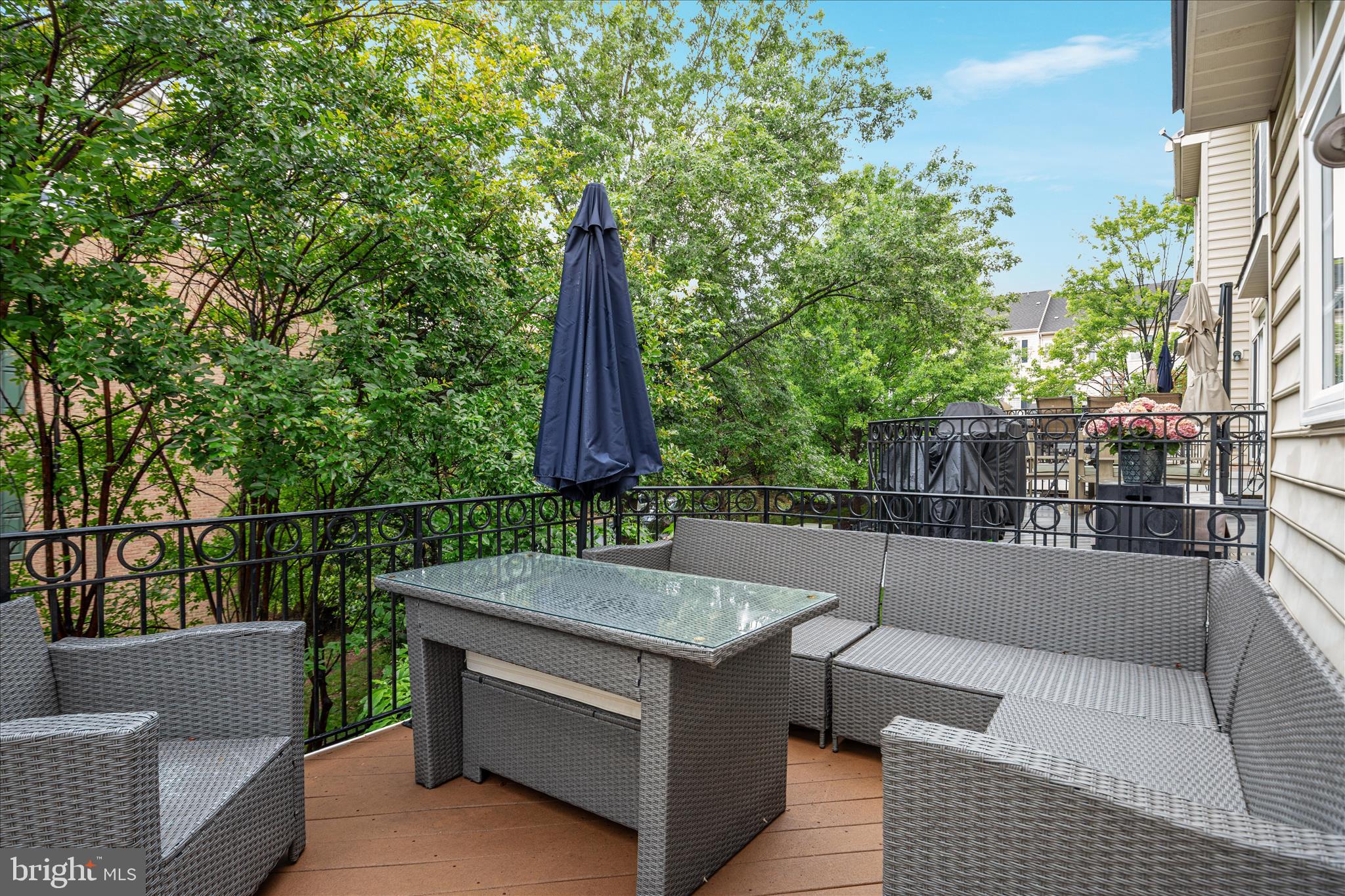 RIVER CREEK - Residential