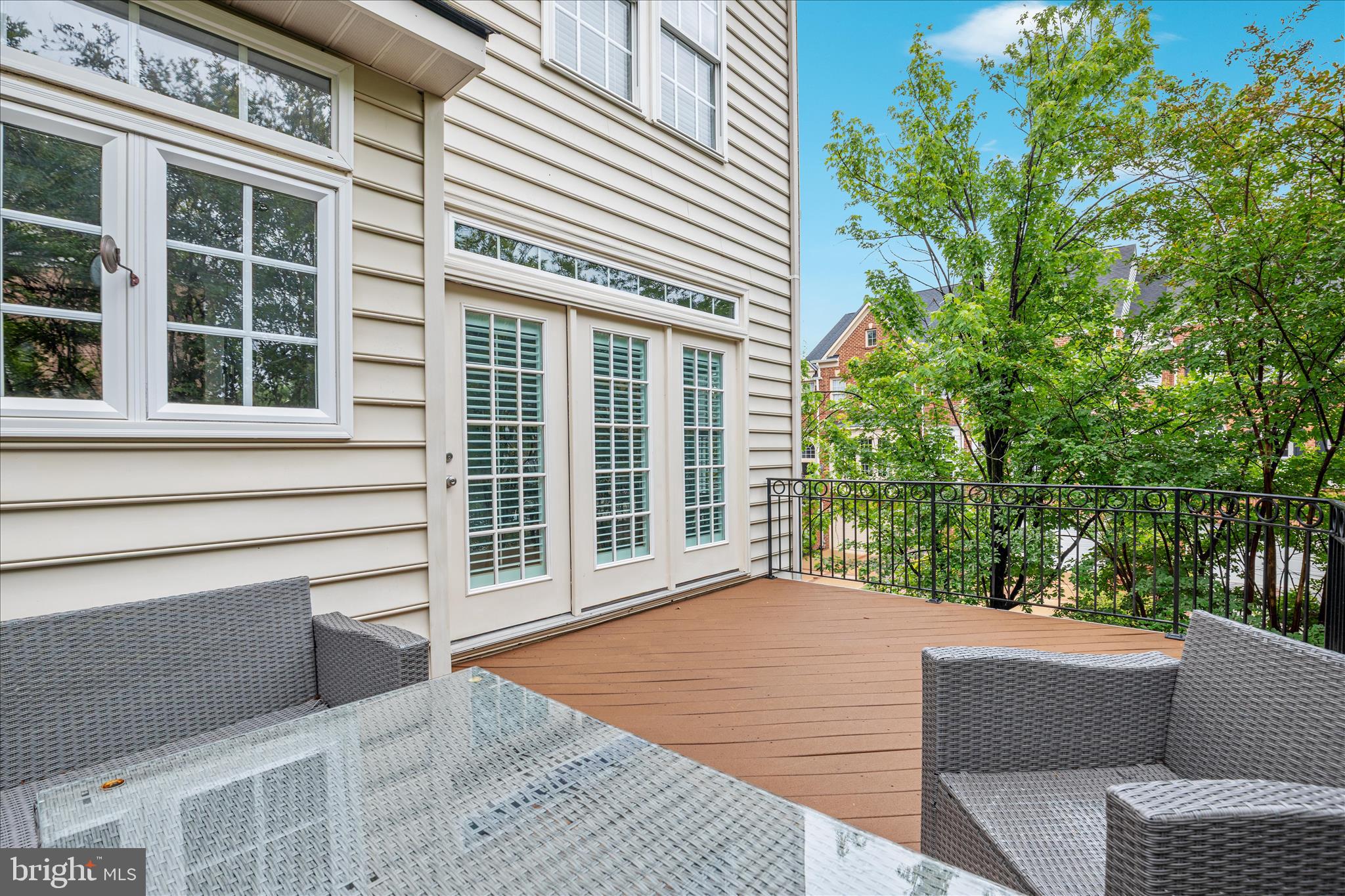 RIVER CREEK - Residential