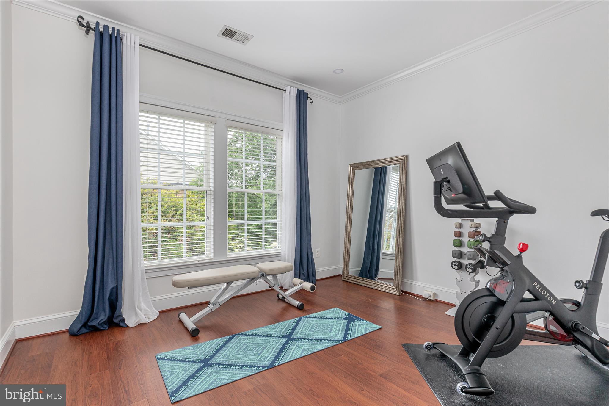 RIVER CREEK - Residential