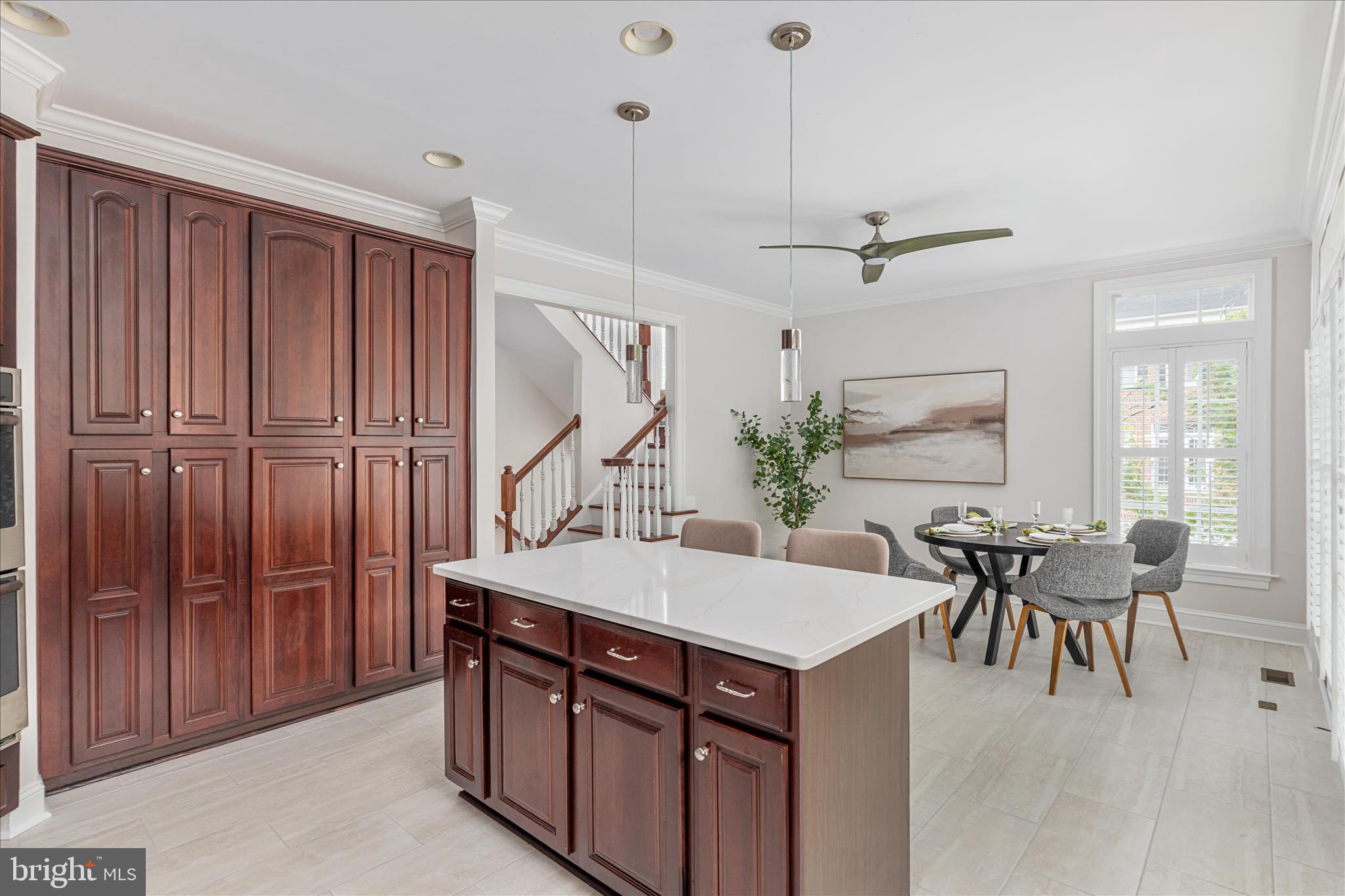 RIVER CREEK - Residential