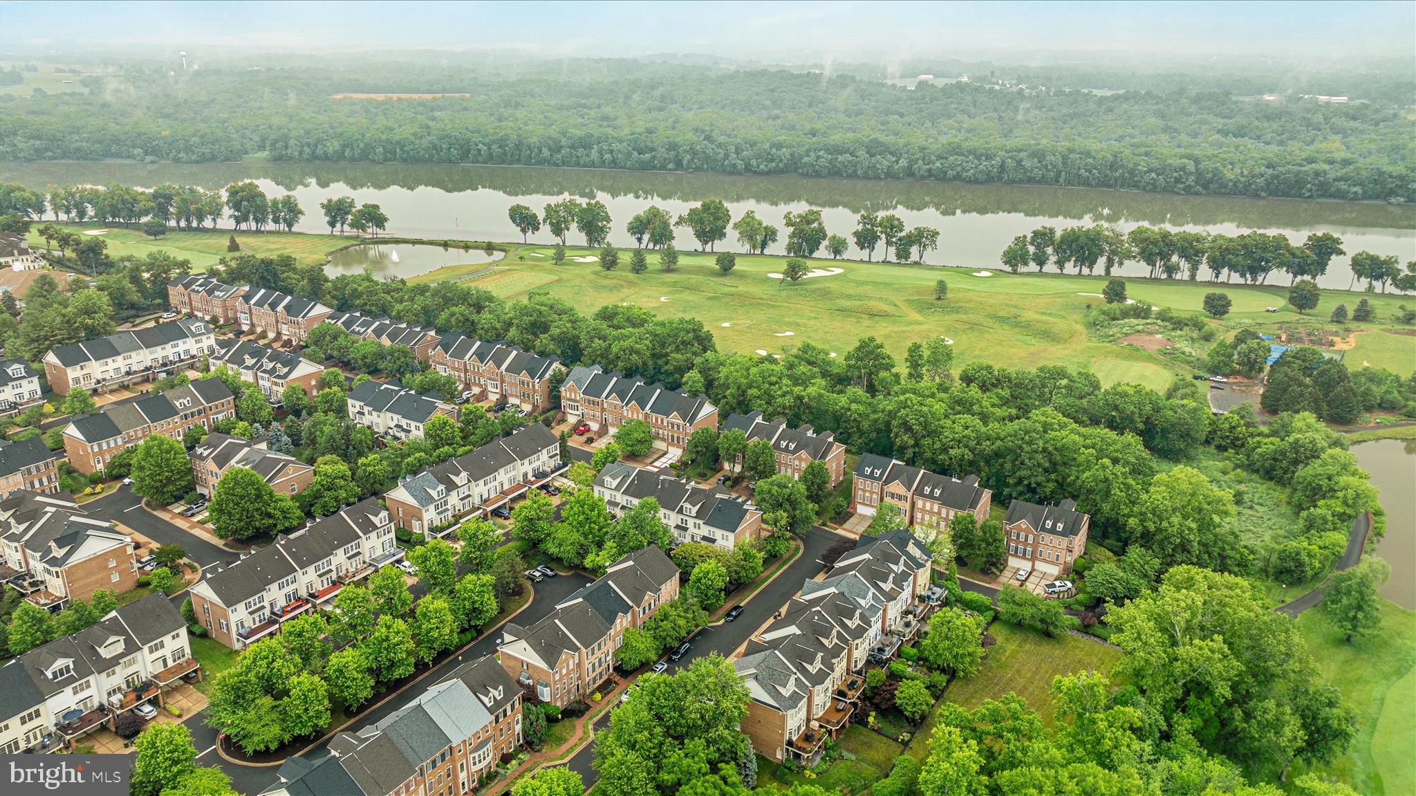 RIVER CREEK - Residential