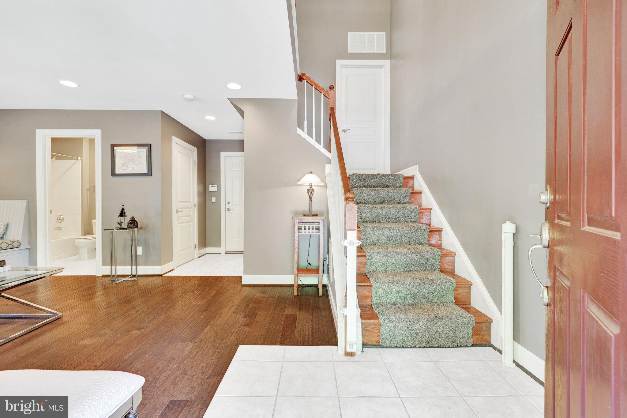 41058 DORATI SQUARE