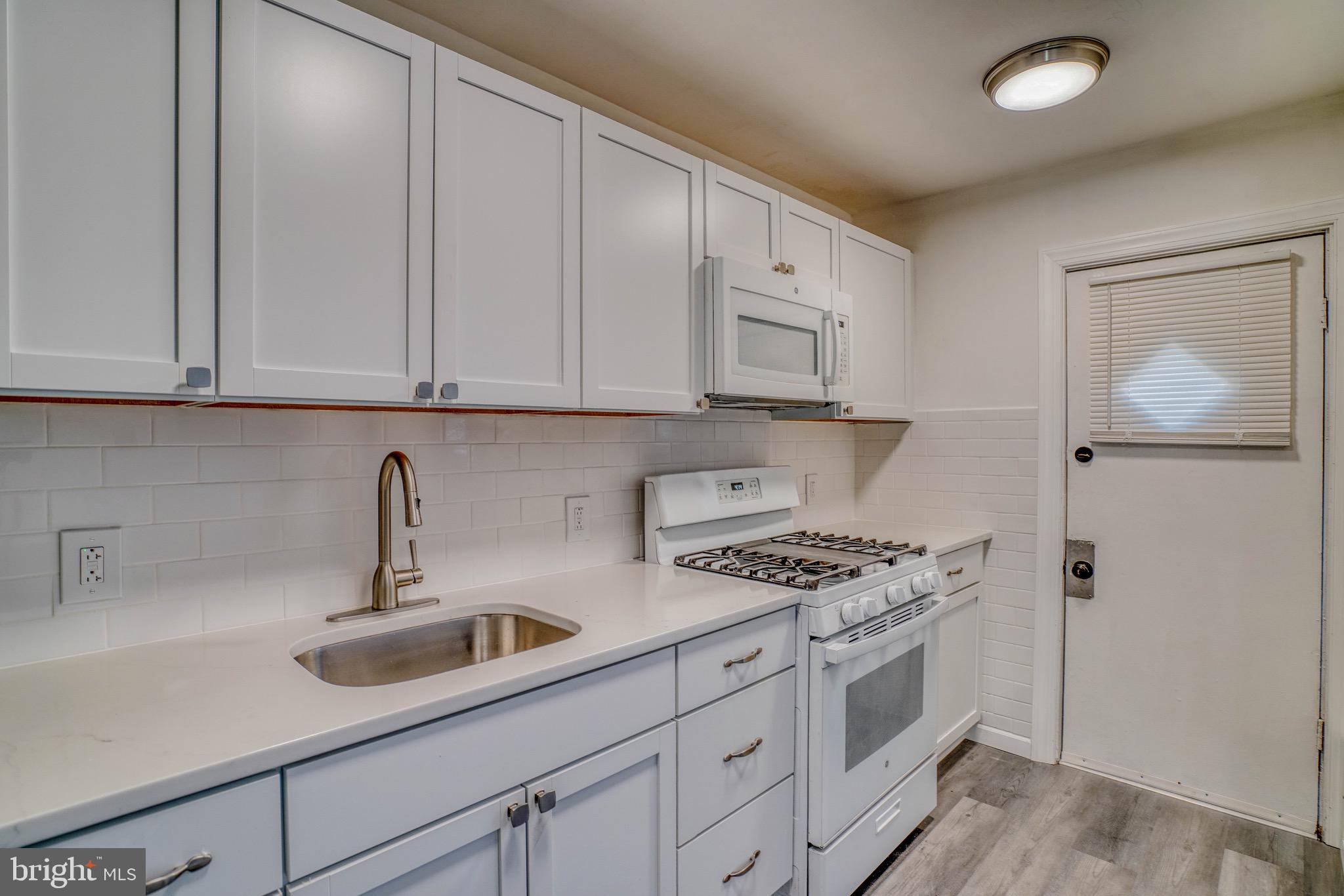 MAYFAIR - Residential