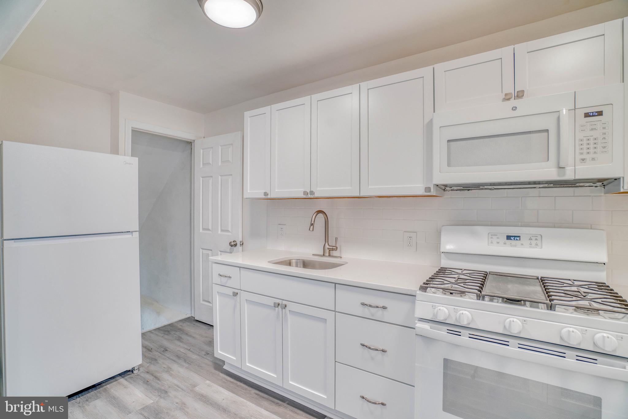 MAYFAIR - Residential